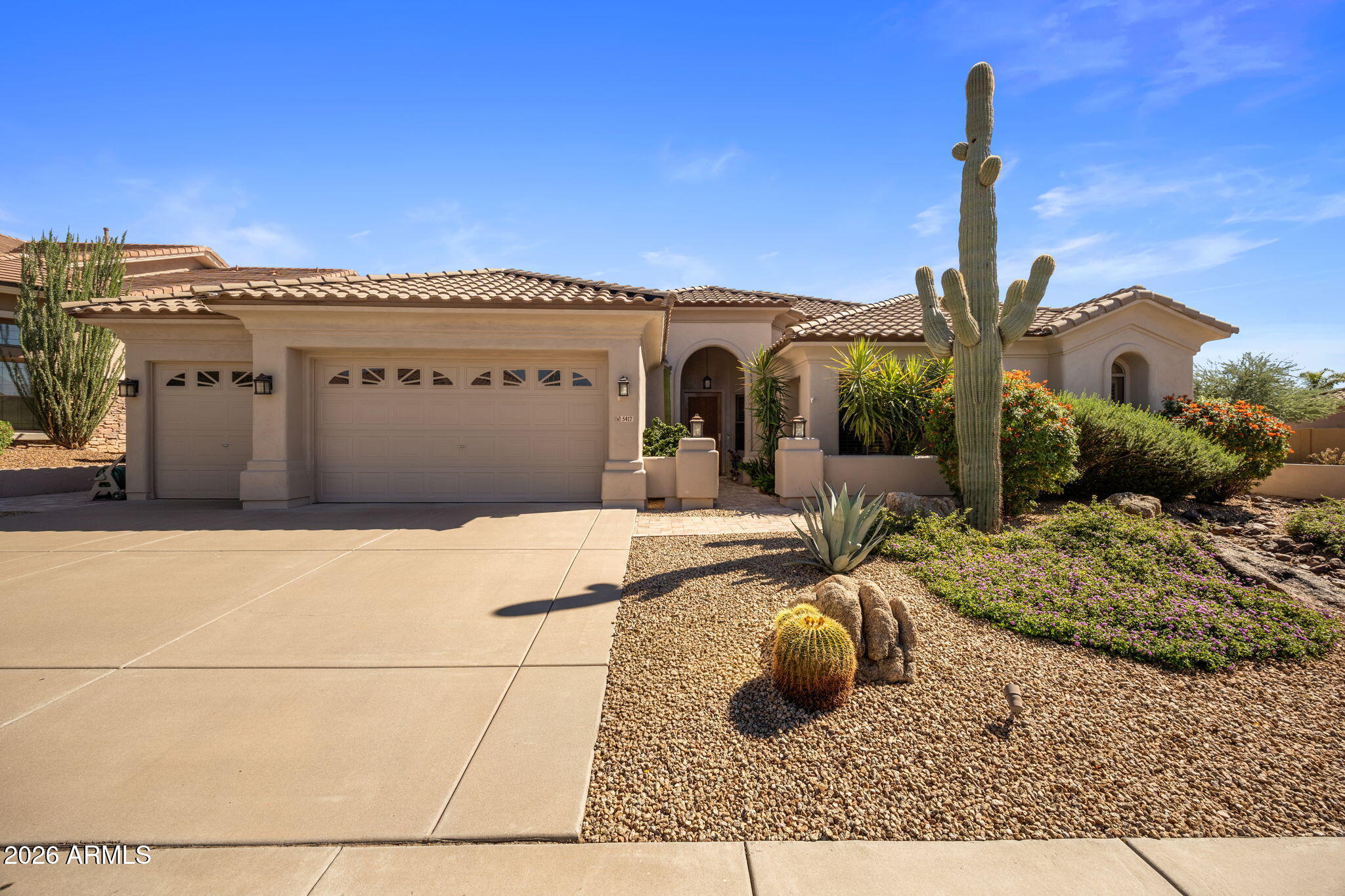 5417 E Calle De Las Estrellas — photo
