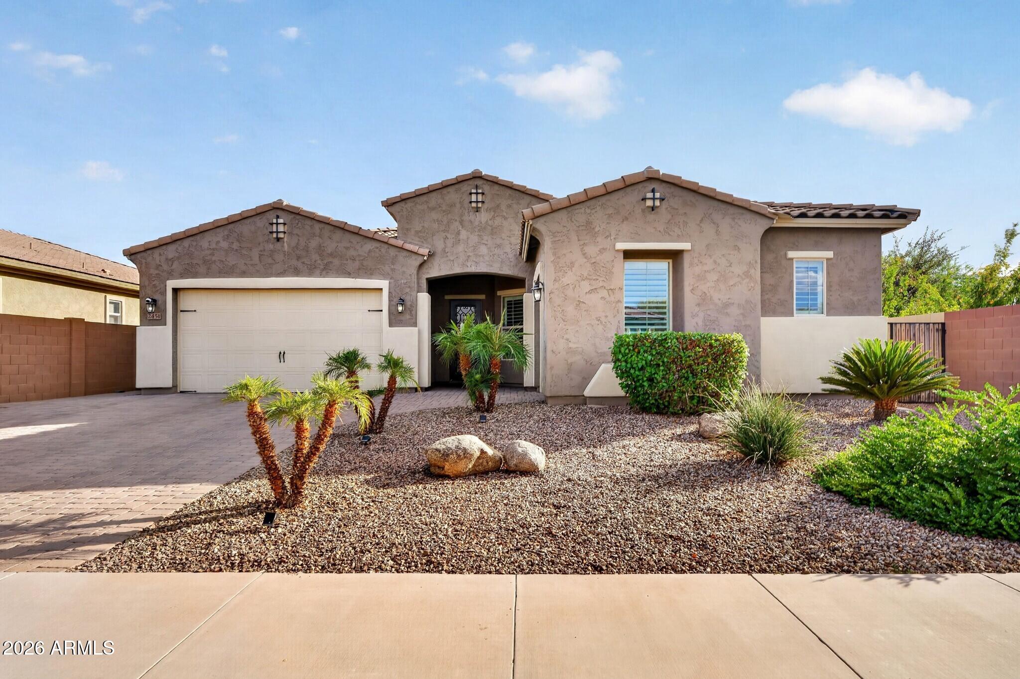 2451 E Bellerive Drive — photo