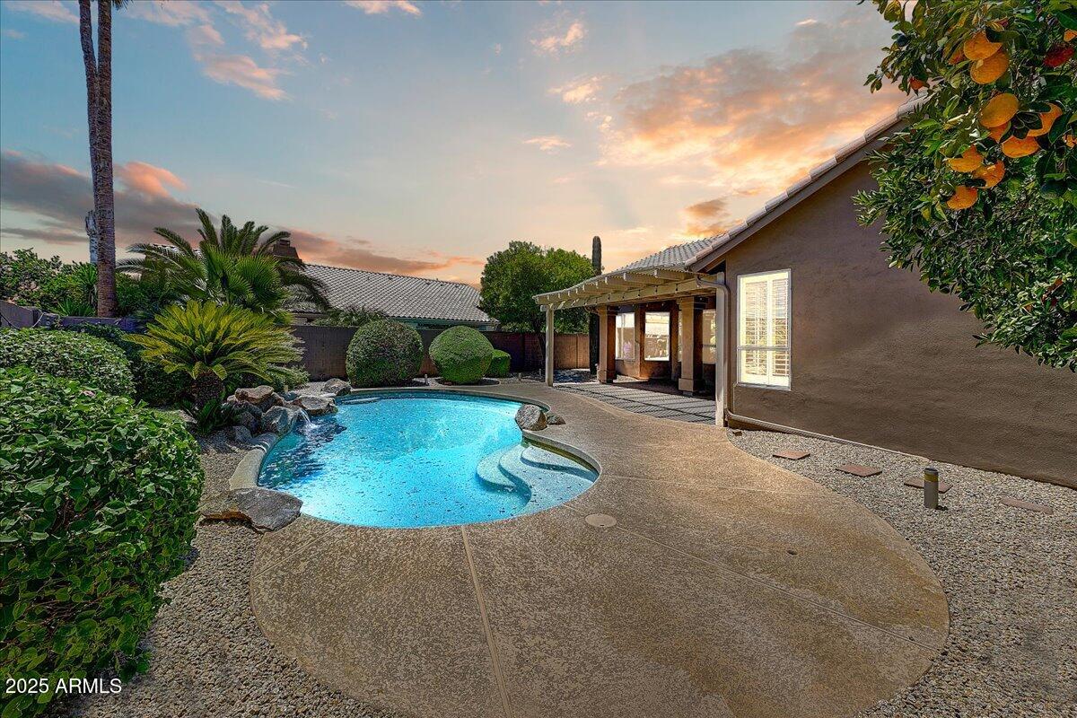 13383 W Alvarado Drive — photo