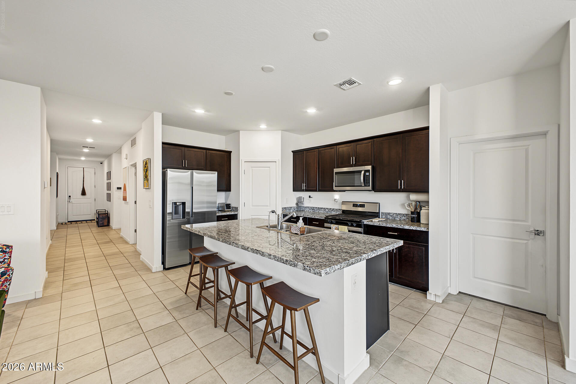 21085 N Roadrunner Lane — photo