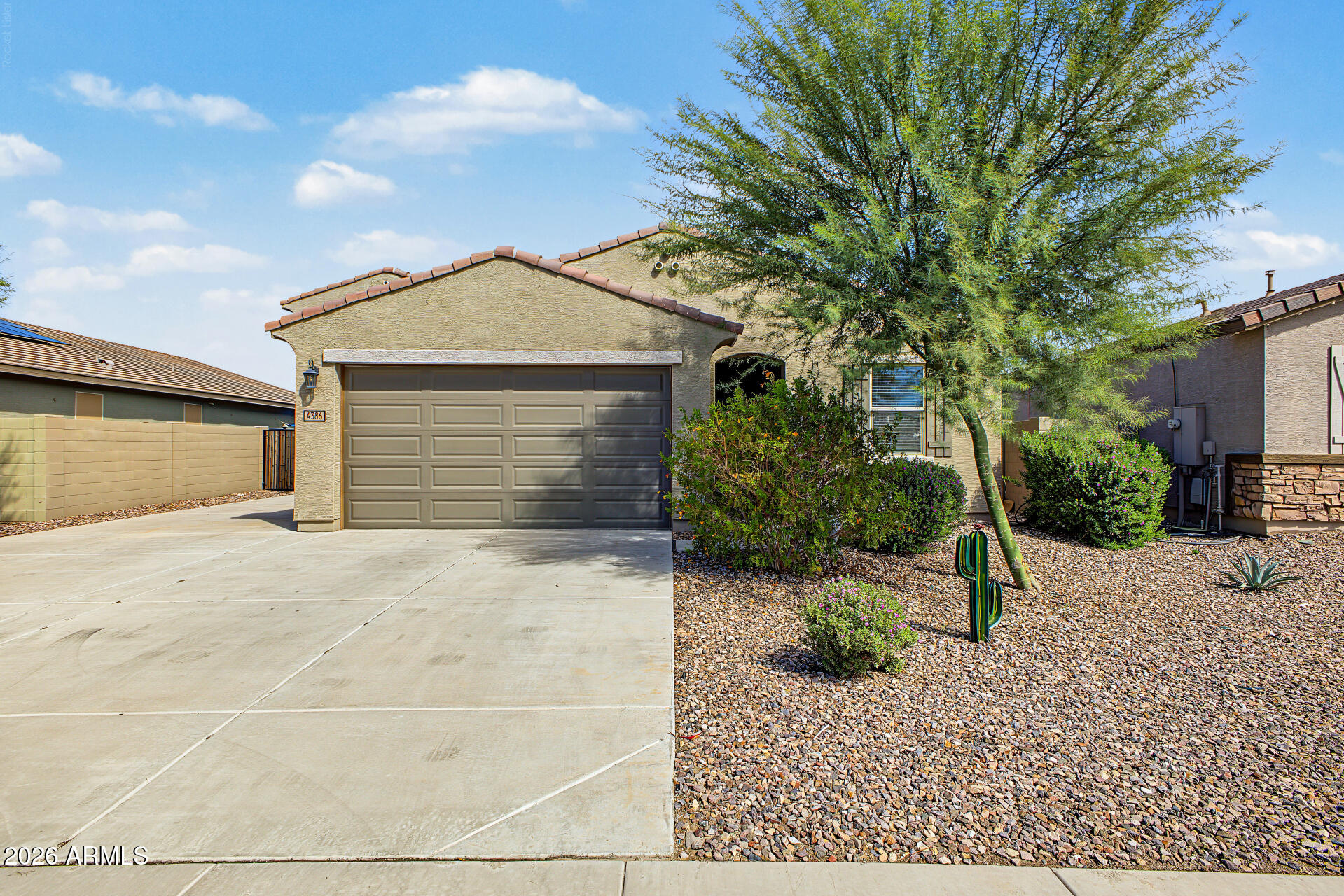 4386 W Suncup Drive — photo