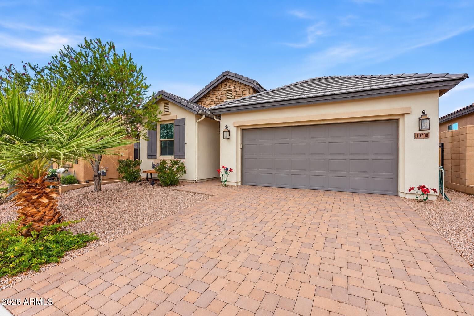 10730 W Yukon Drive — photo