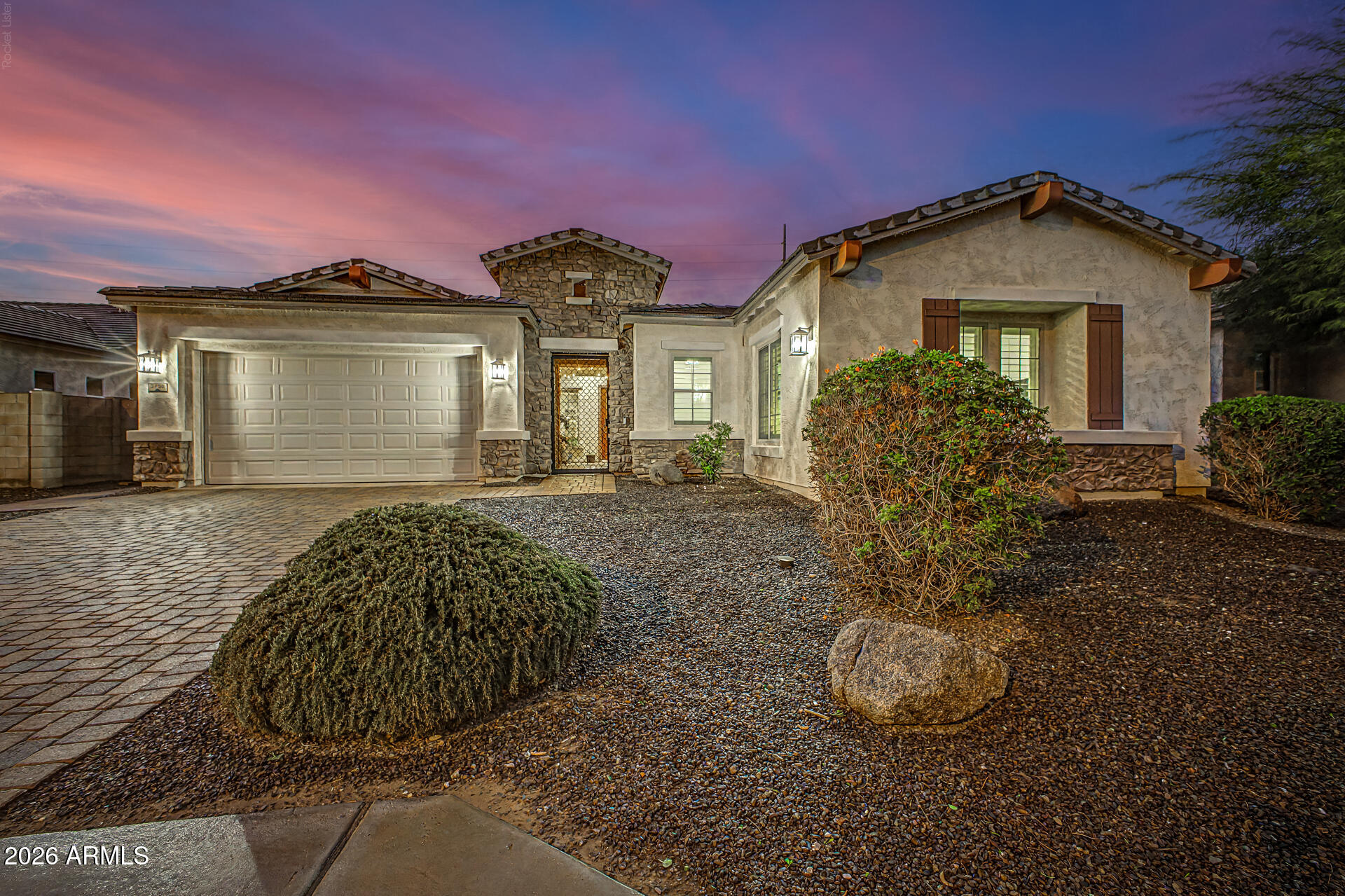 2950 E Derringer Way — photo