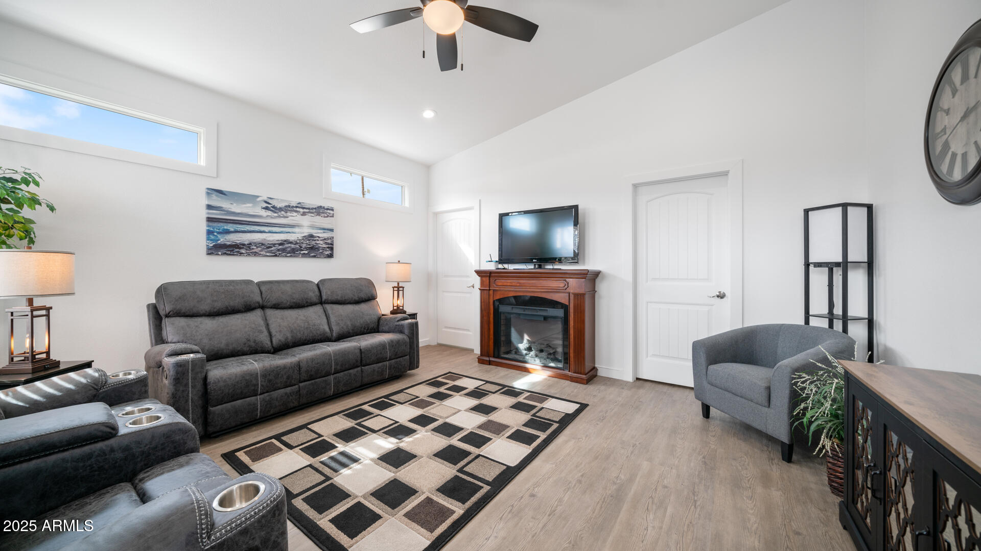 724 Emerald Drive — photo