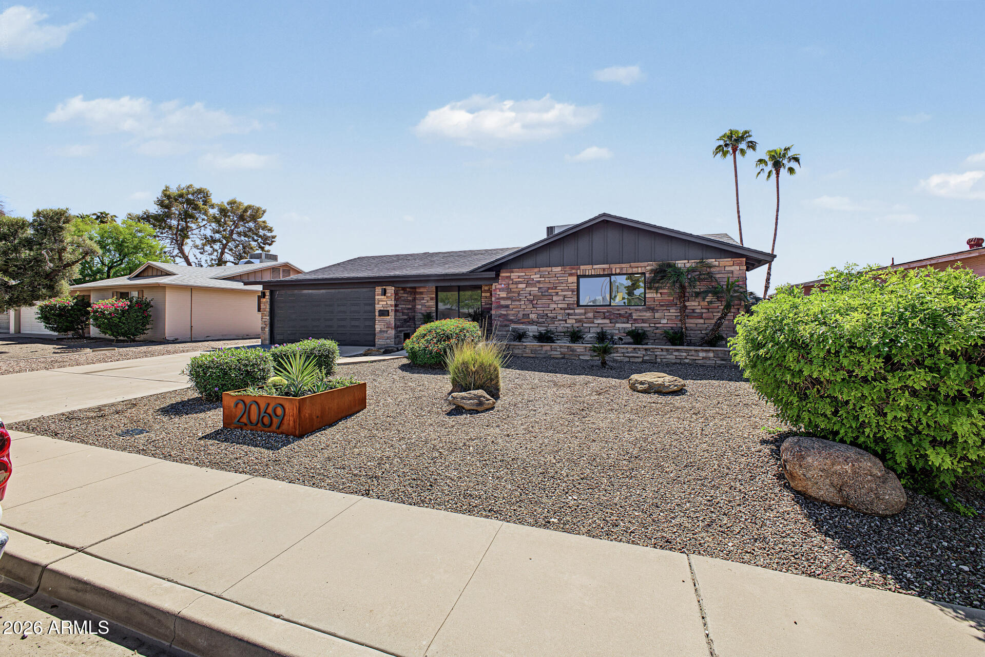 2069 E Carson Drive, Tempe, AZ 85282 — photo 2