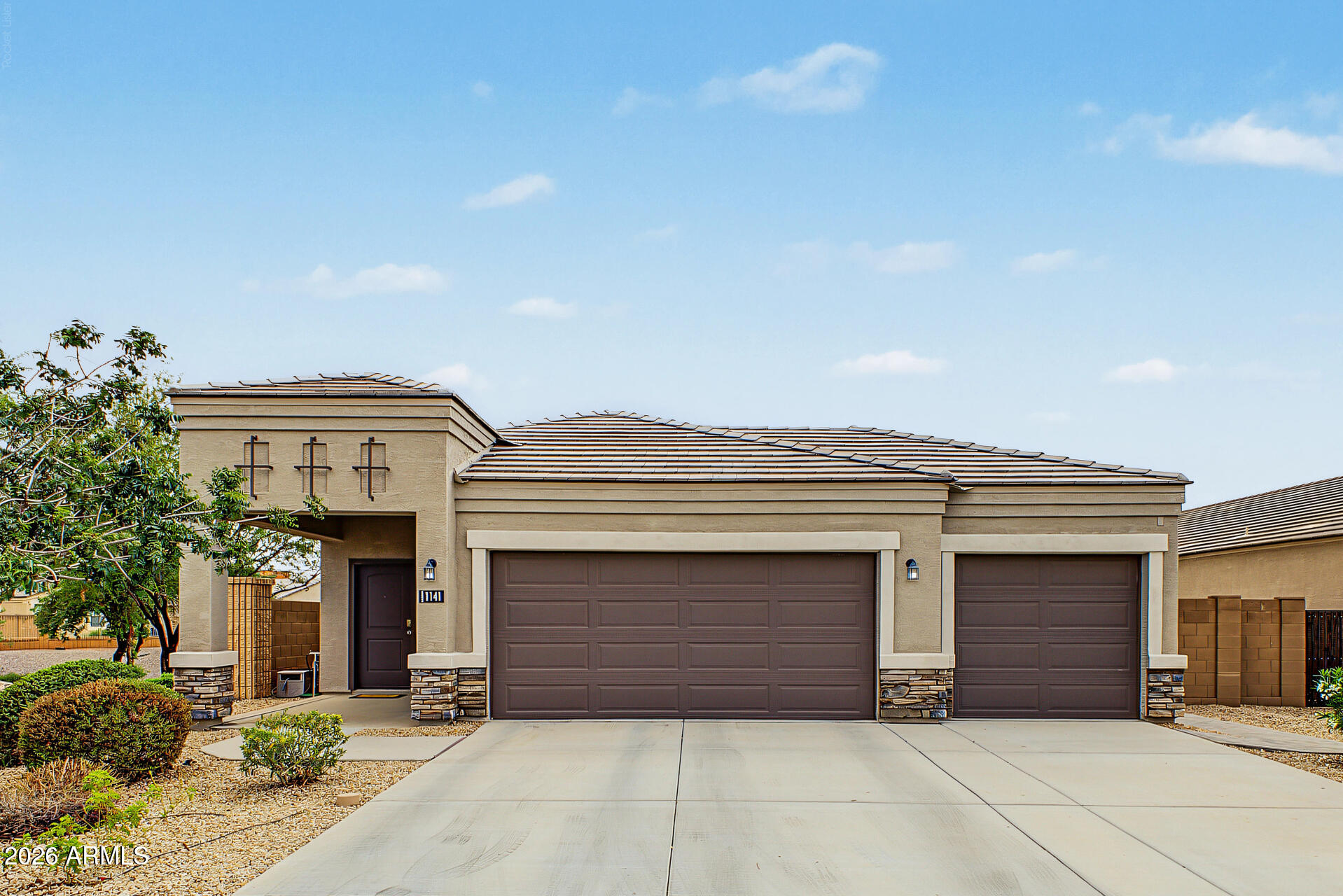 1141 E Viola Court — photo