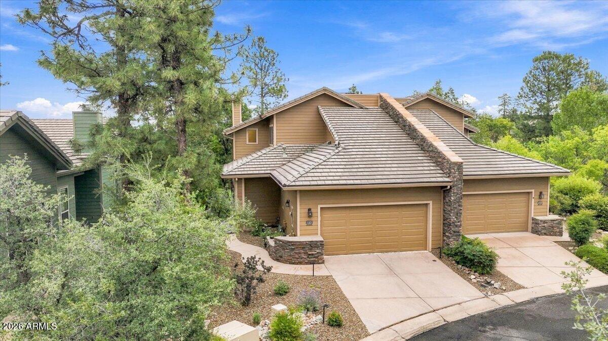 721 Crosscreek Drive — photo