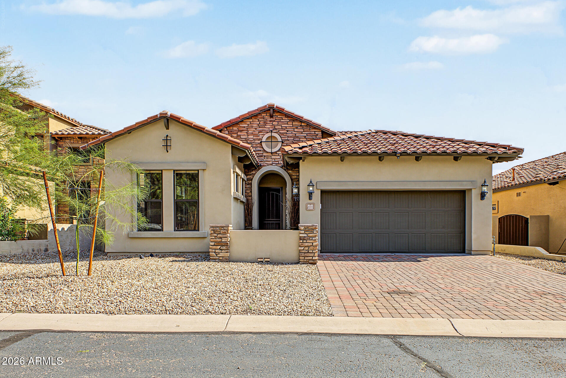 6843 E Pearl Street — photo