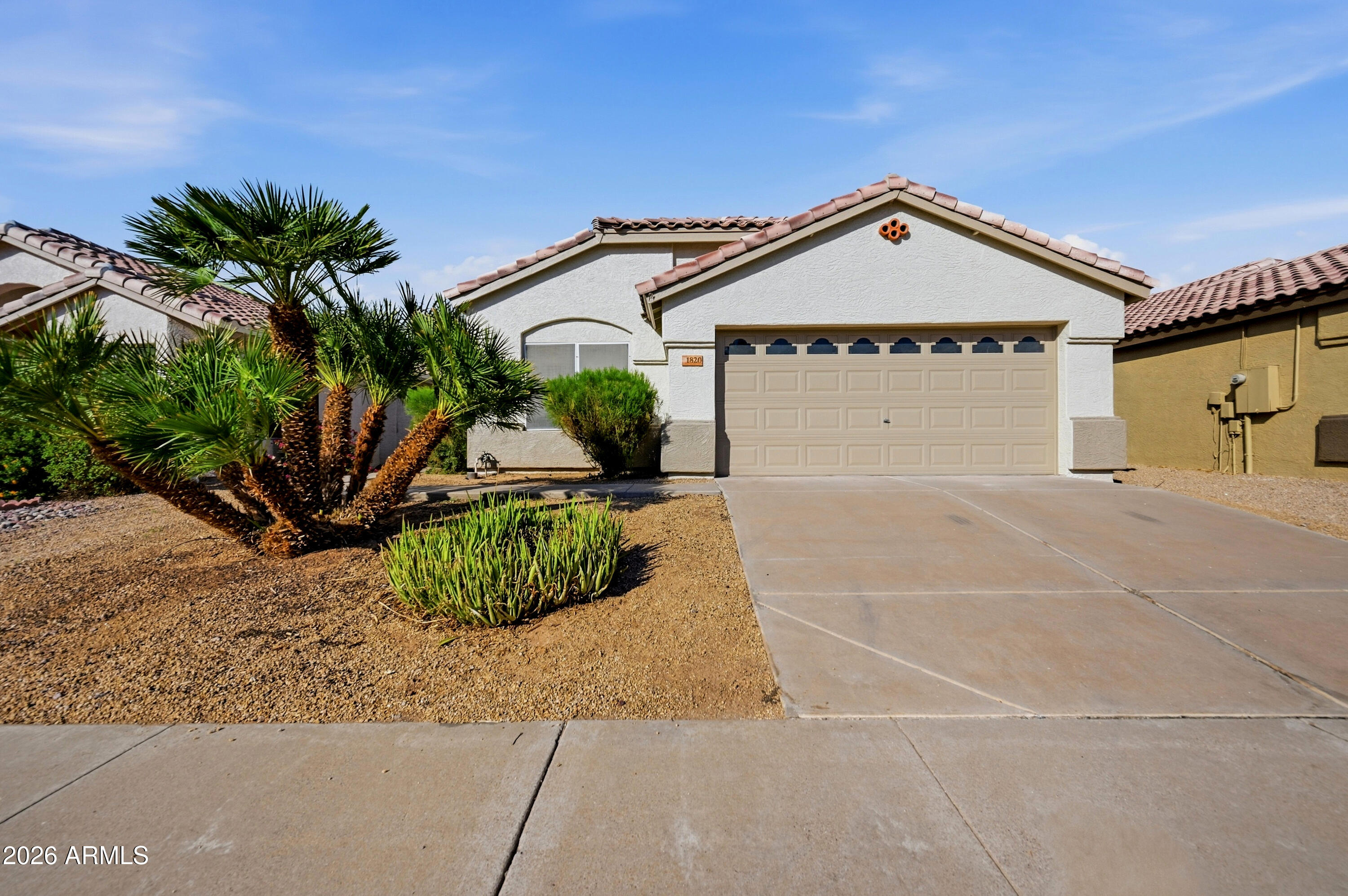 1820 E Countrywalk Lane — photo