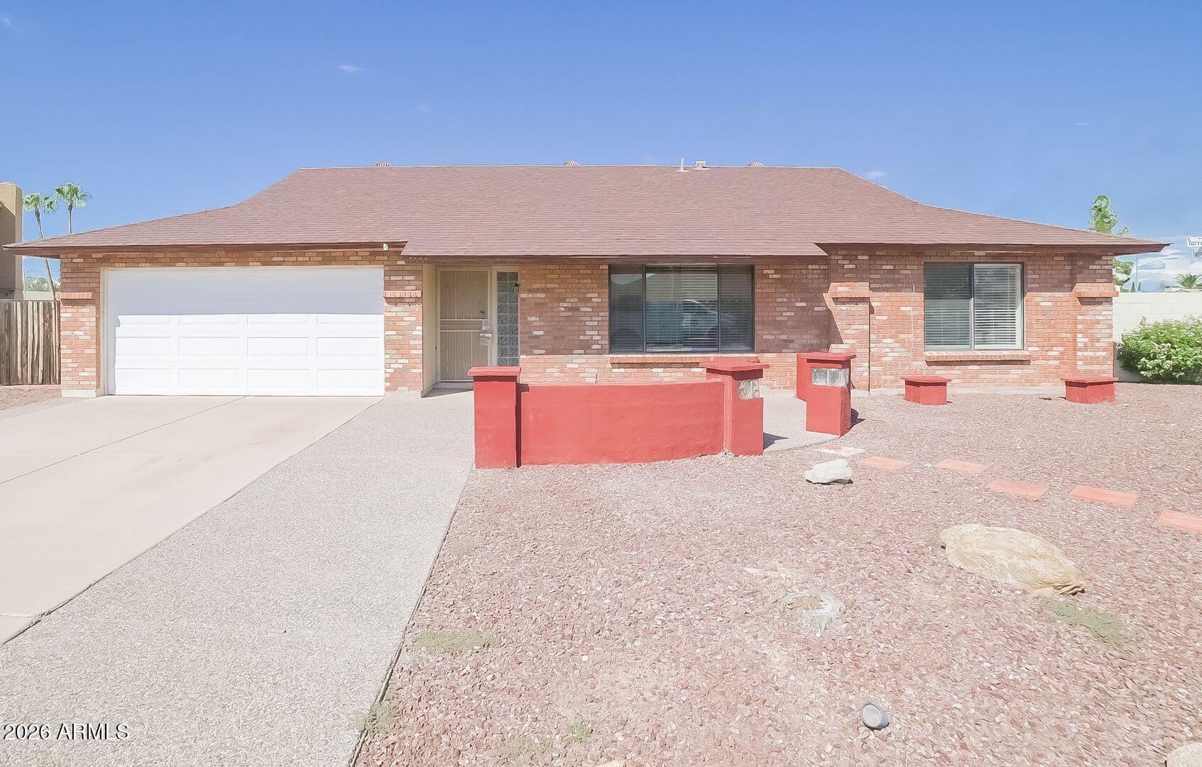 5006 W Torrey Pines Circle — photo