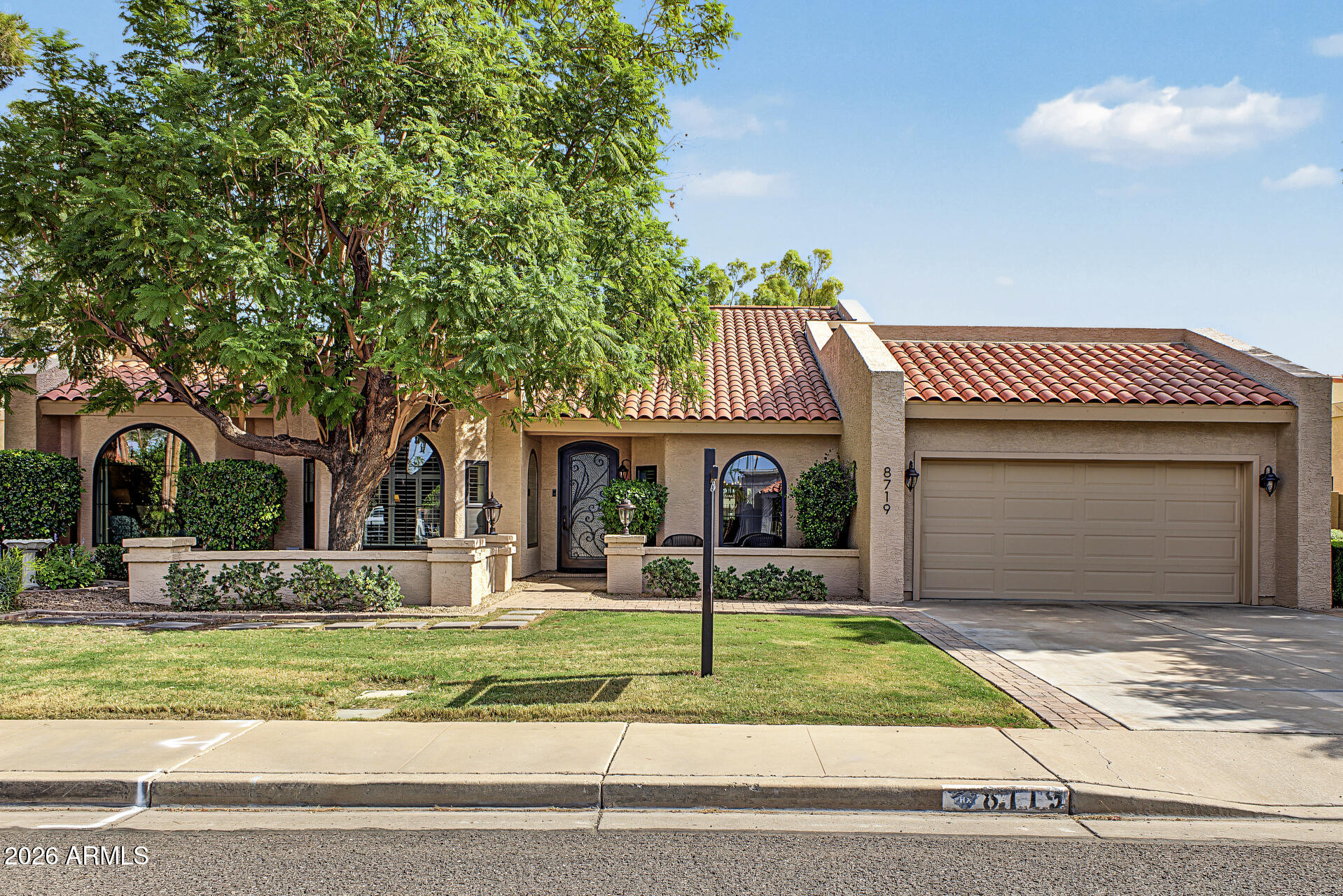 8719 E San Victor Drive — photo