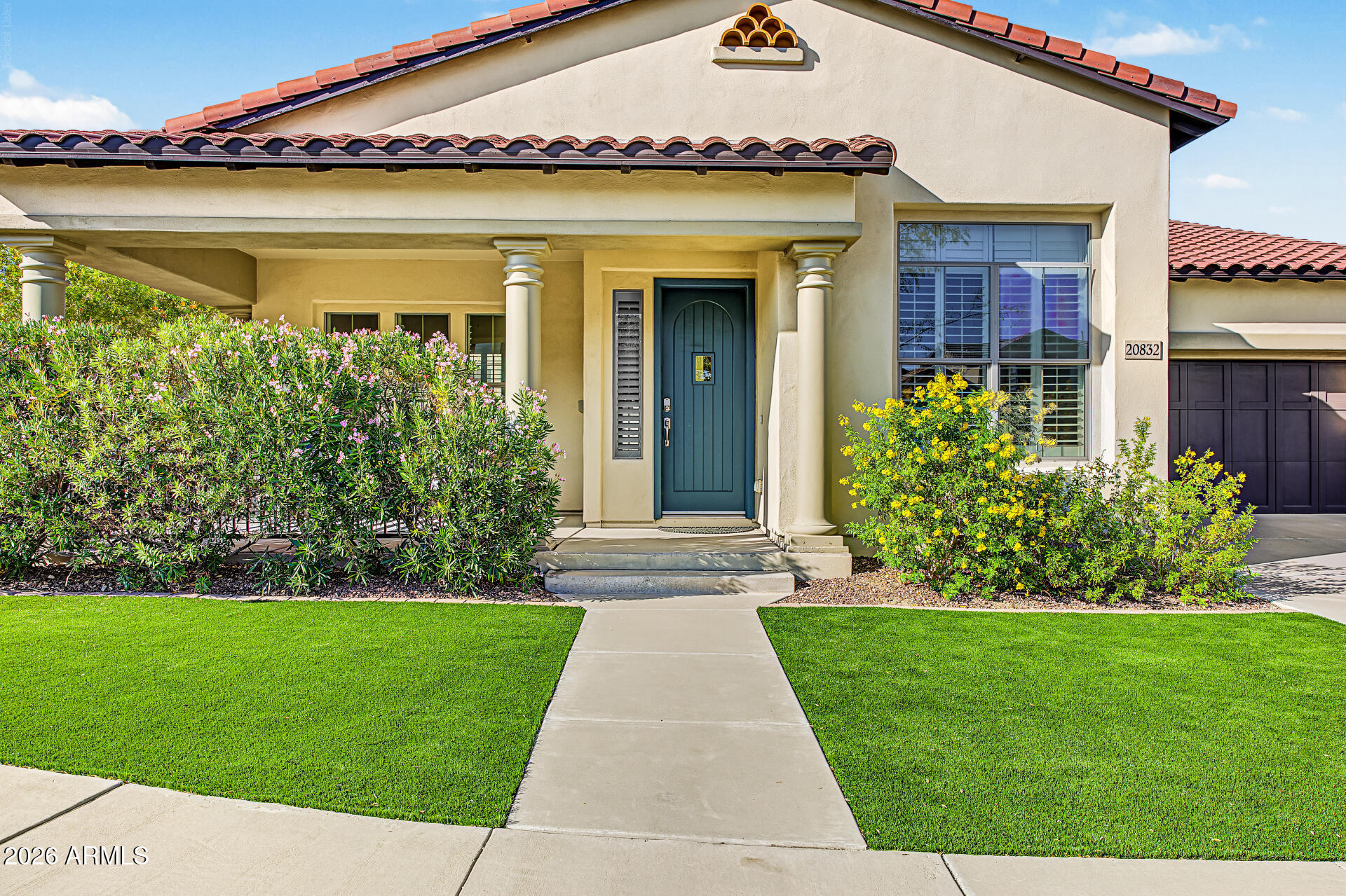 20832 W Glen Street — photo