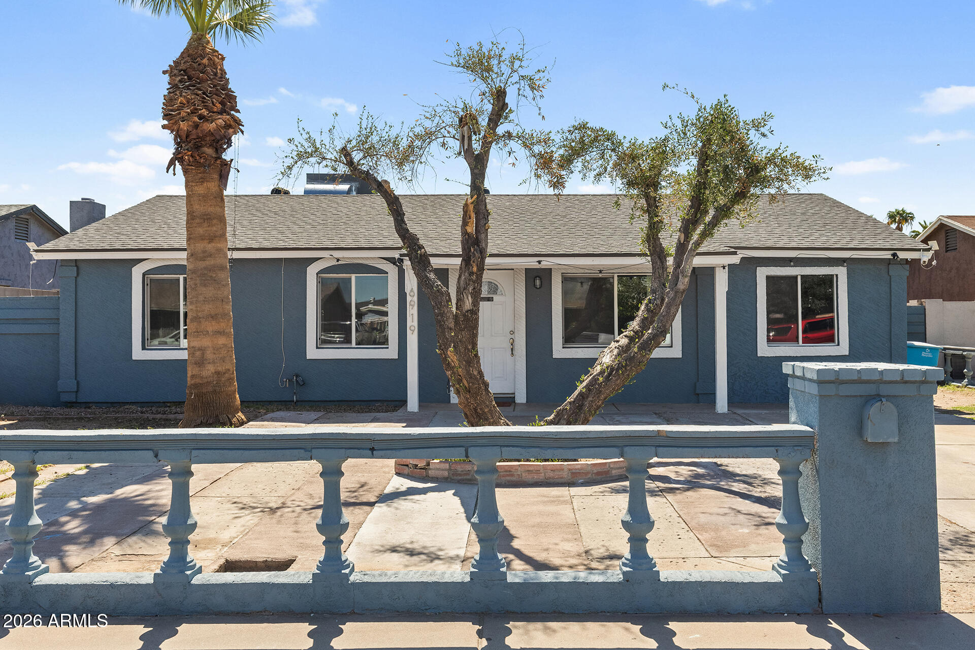 6919 W Cypress Street — photo