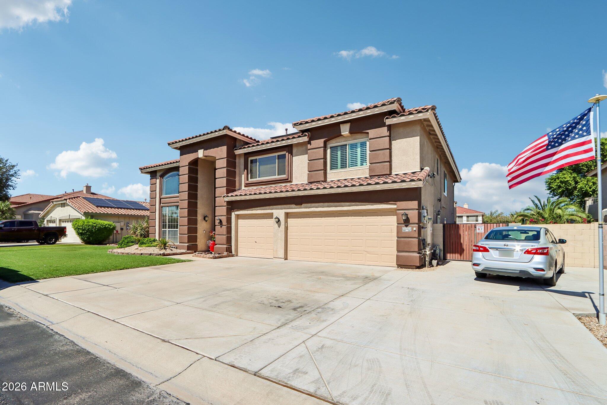 13610 W Reade Avenue — photo
