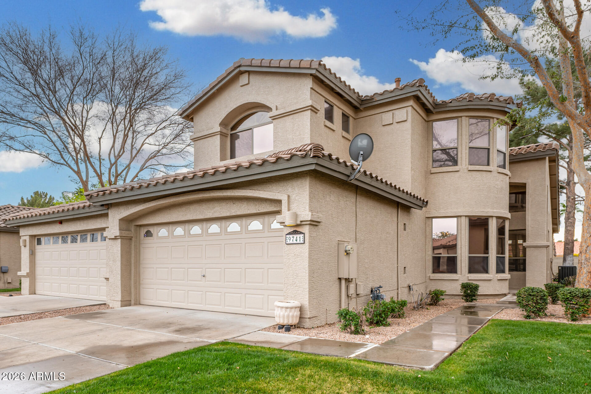 9741 E Holiday Way — photo