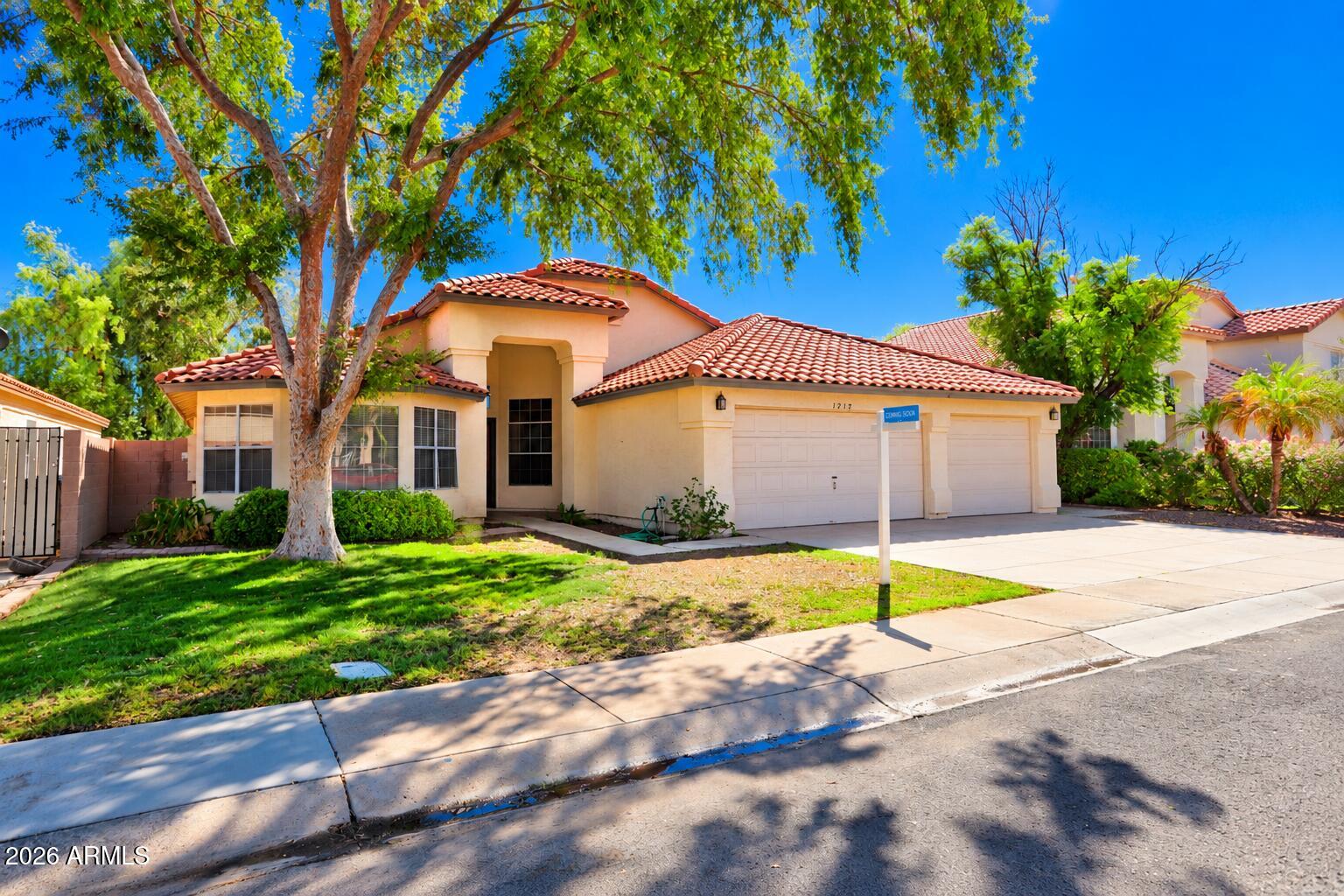 1217 E Sandcastle Court — photo