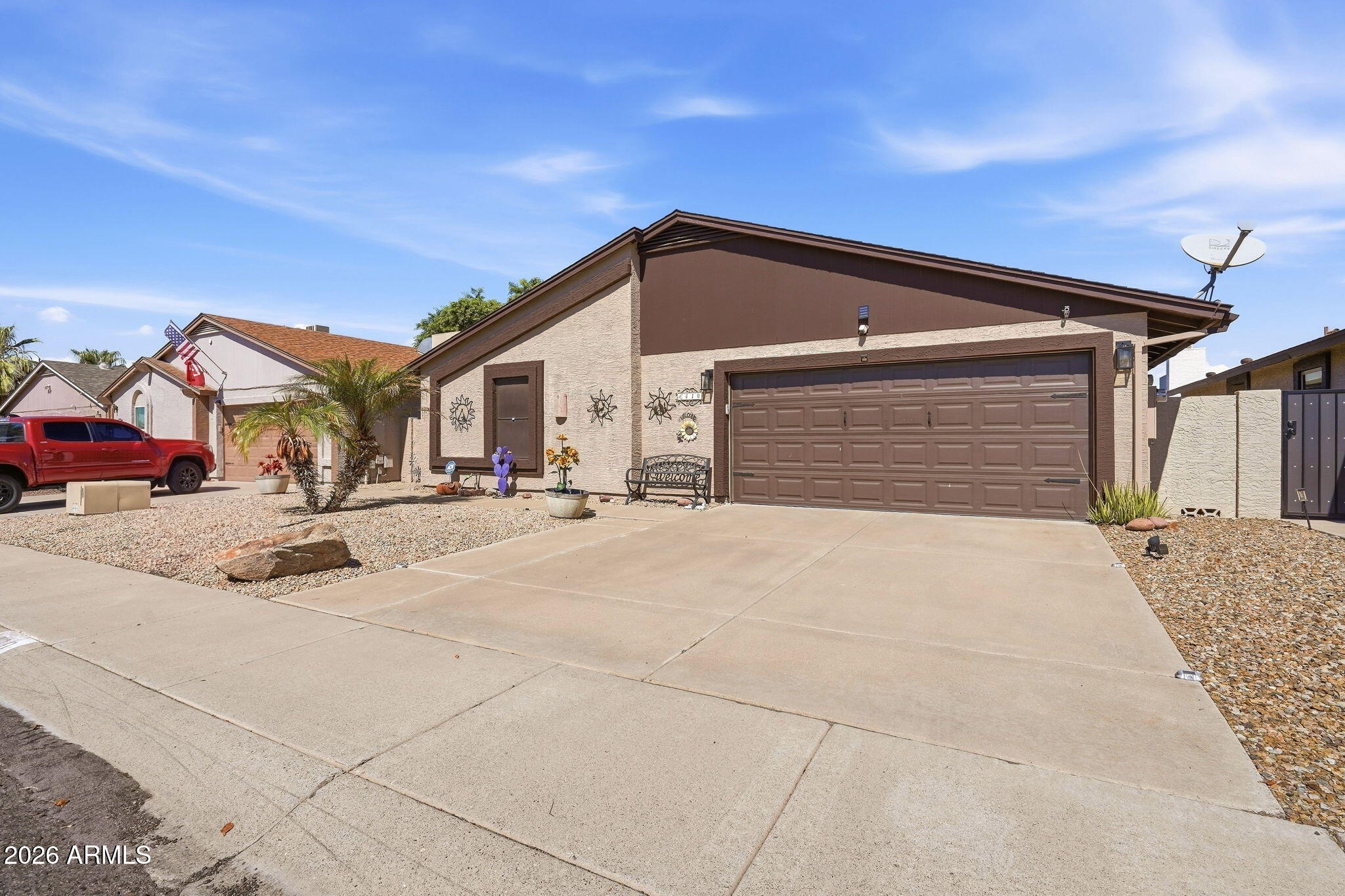 410 E Behrend Drive, Phoenix, AZ 85024 — photo 2