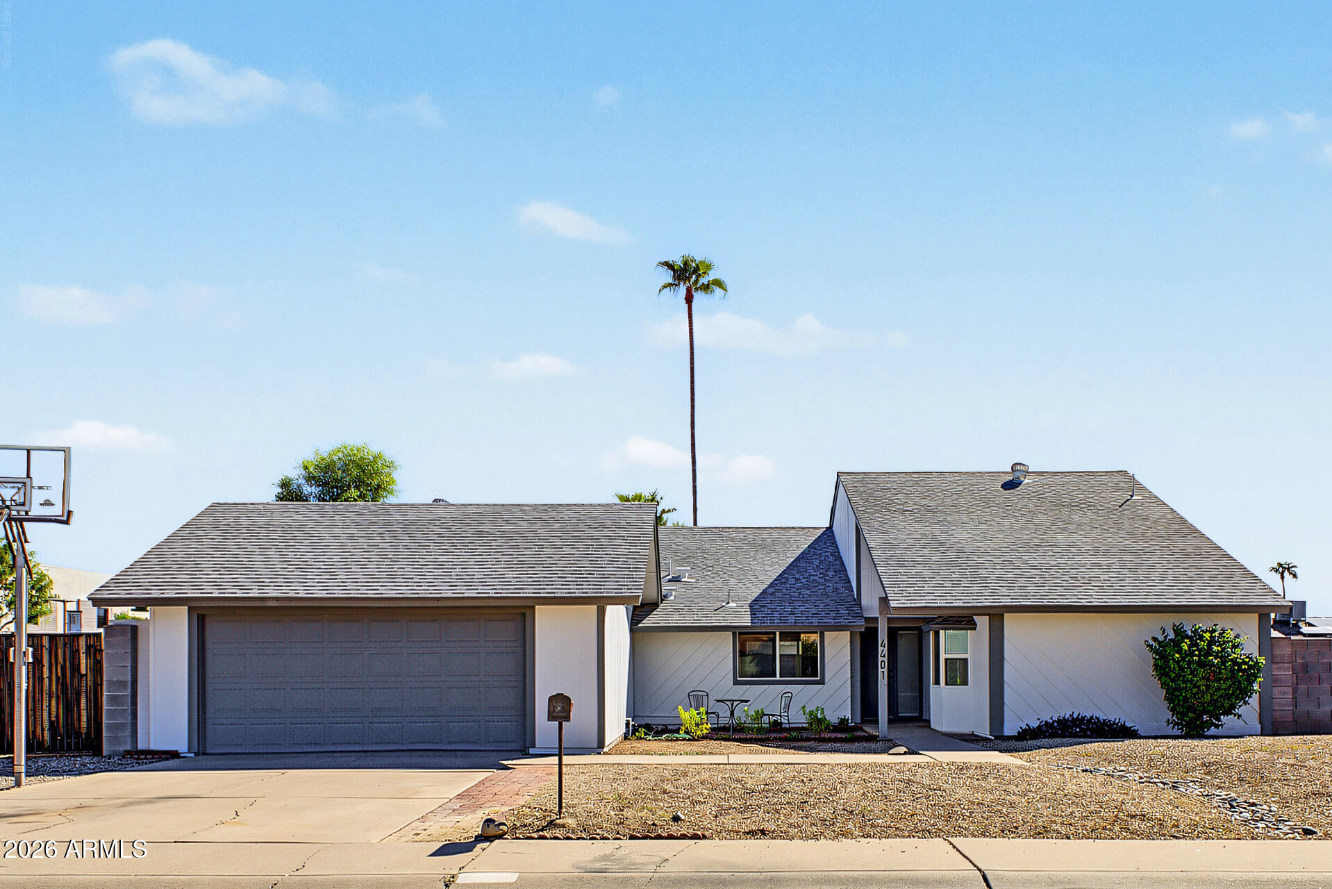 4401 W Gelding Drive — photo