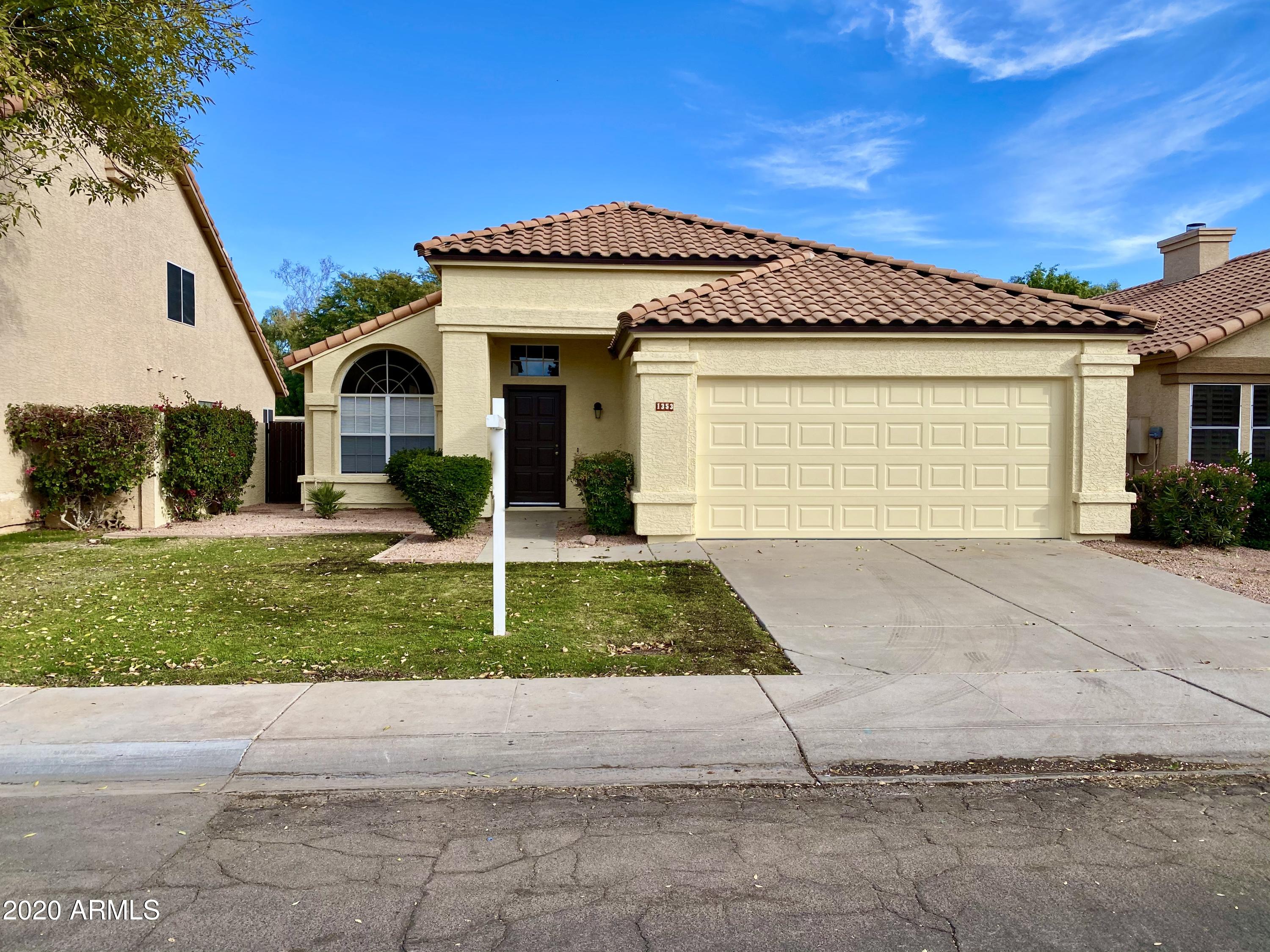 1353 N Jamaica Way — photo