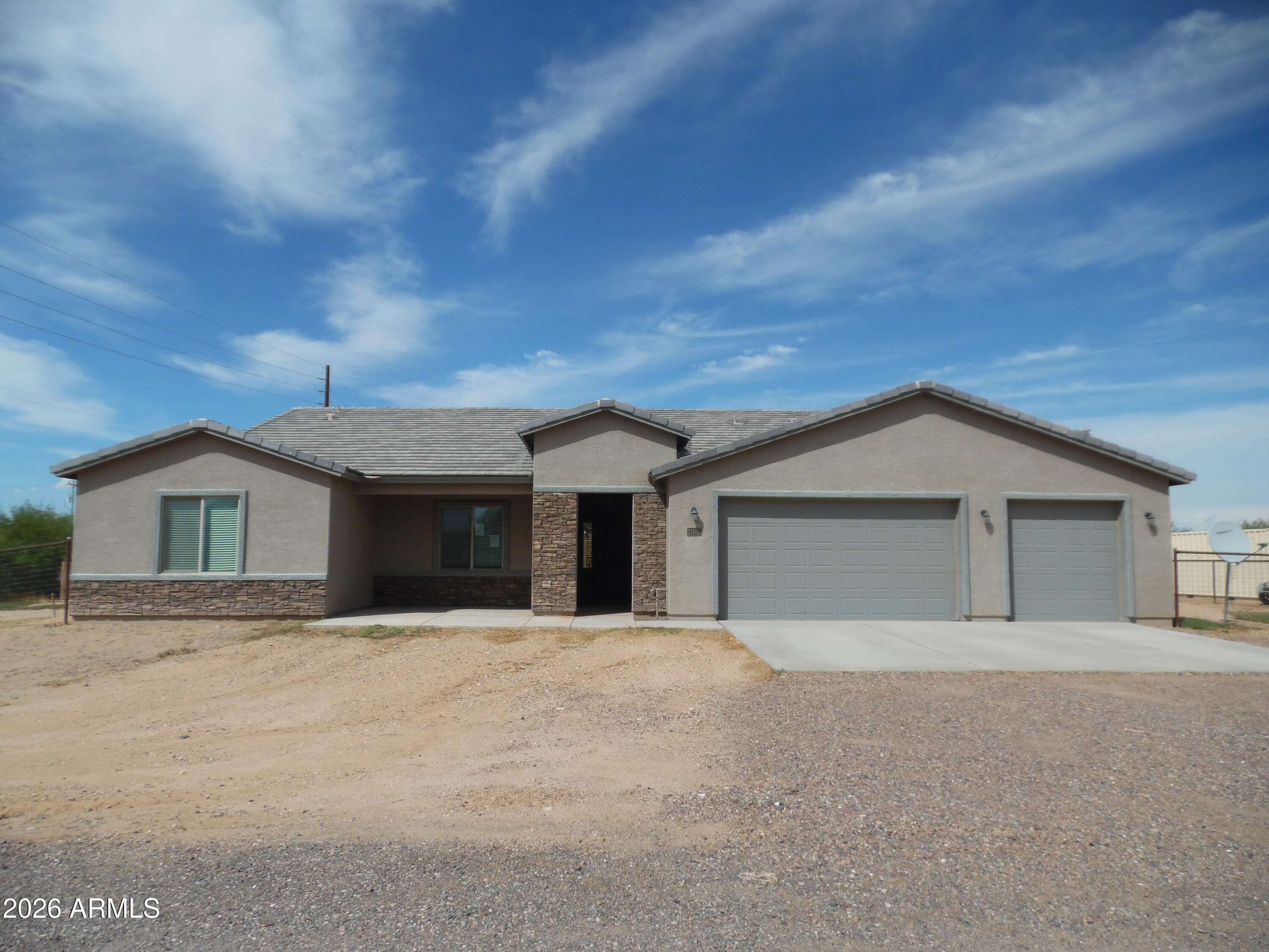 21032 W Shasta Street — photo