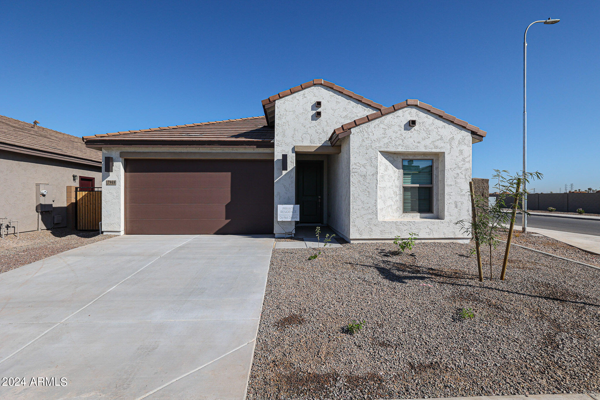 7908 W Frier Drive — photo