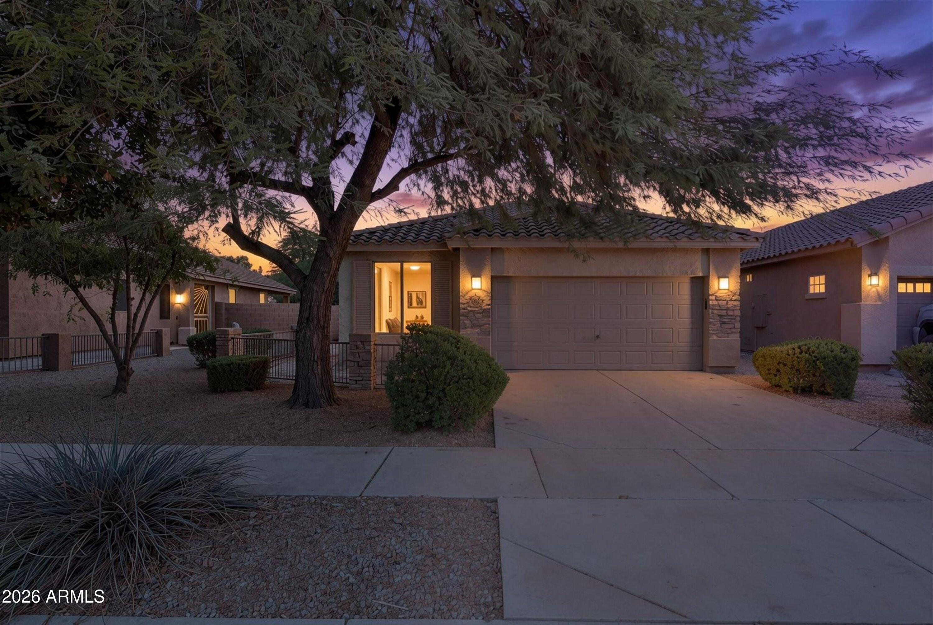 20880 E Desert Hills Boulevard — photo