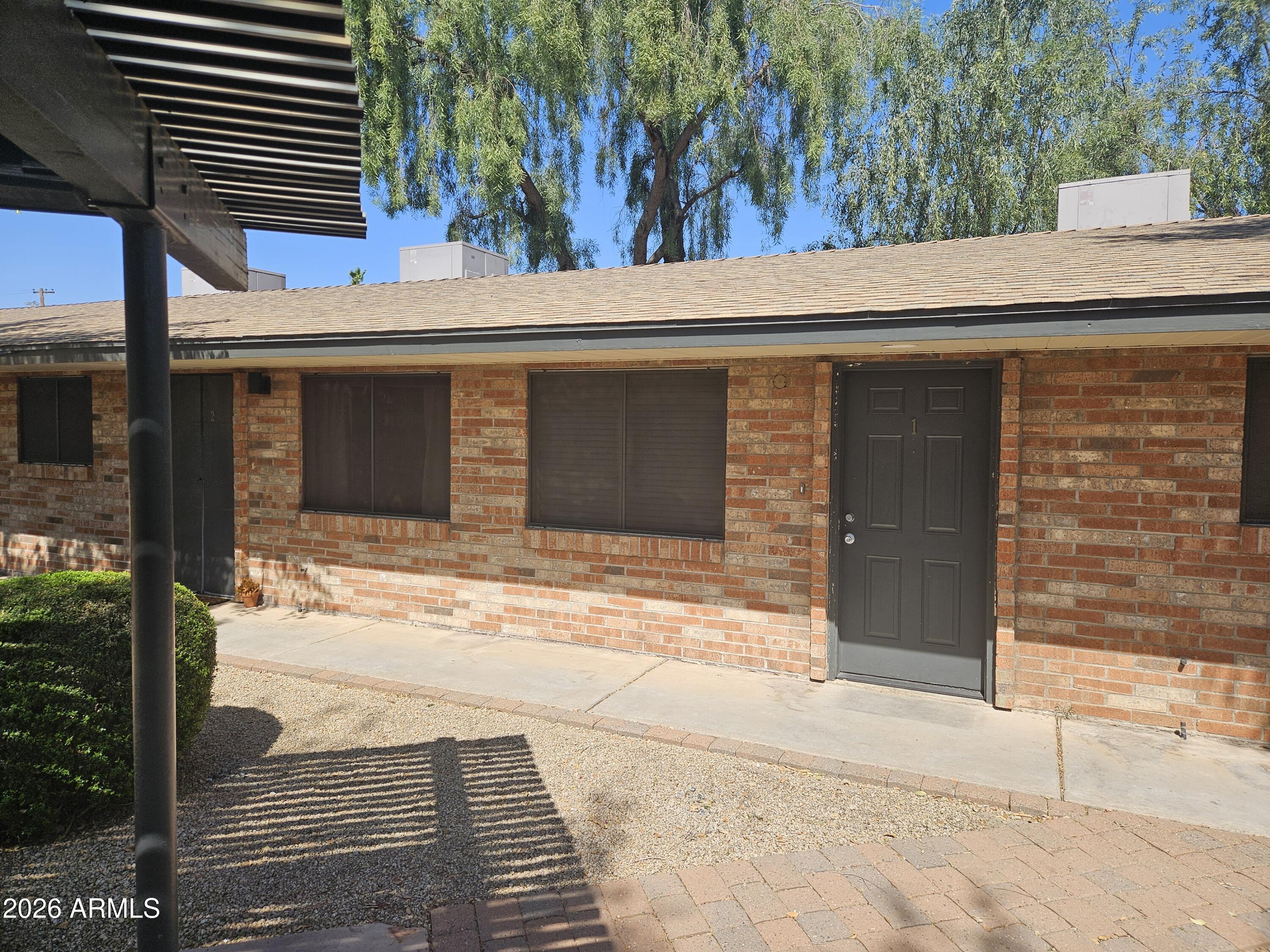 703 W Rose Lane #15a — photo