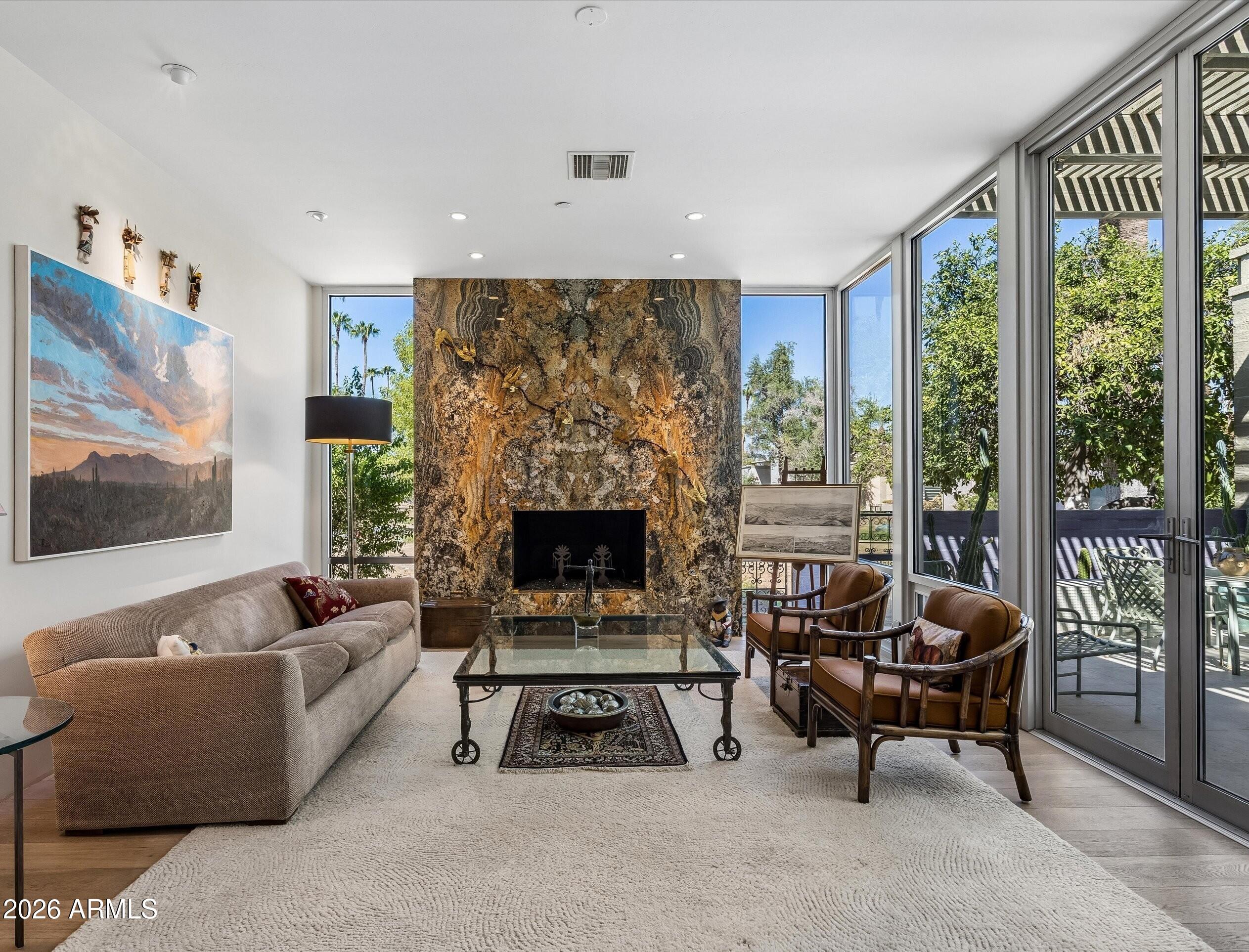 5610 N Scottsdale Road — photo