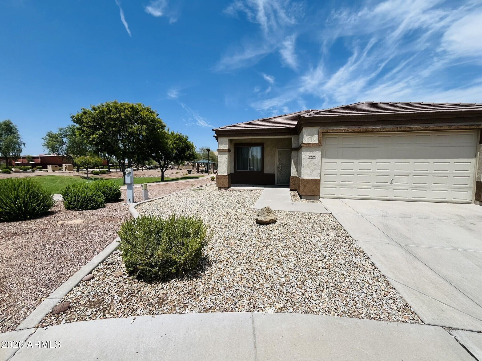 5620 W Ellis Drive — photo