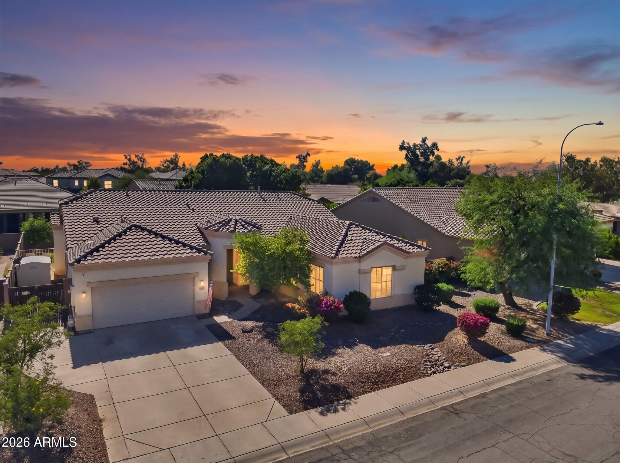 1813 E Winchester Place — photo