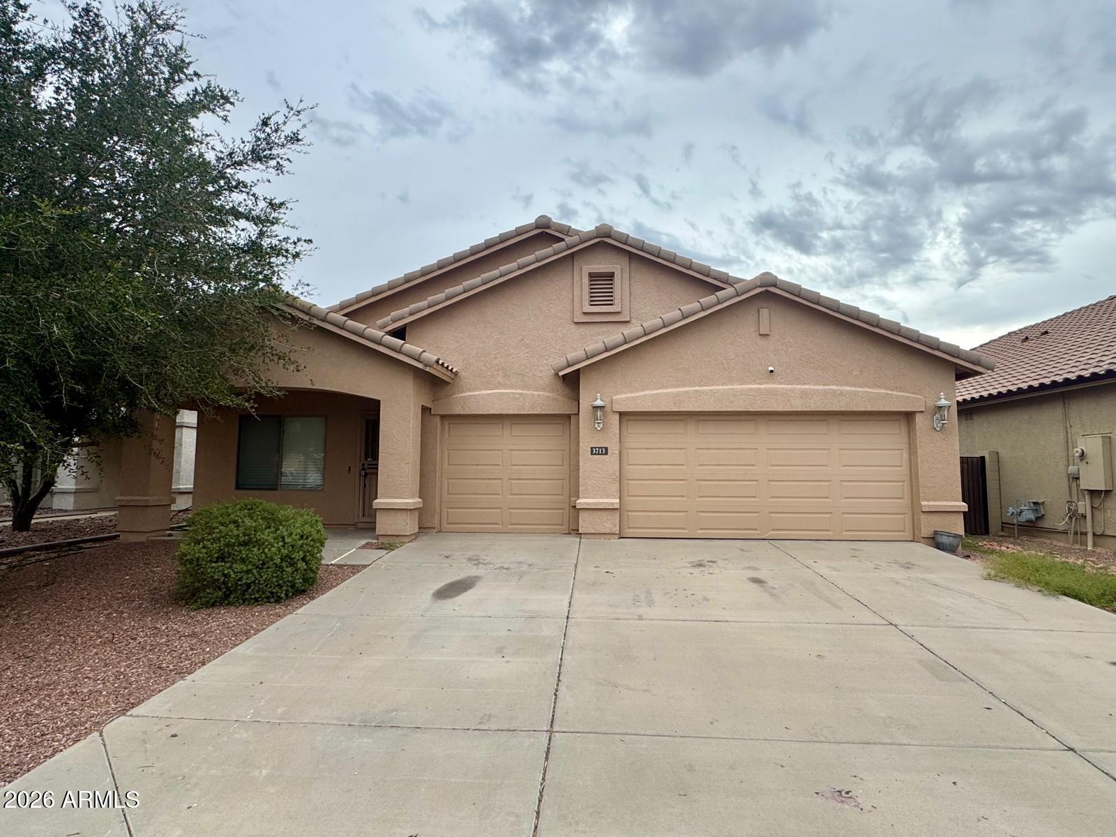 3713 N 127th Drive — photo