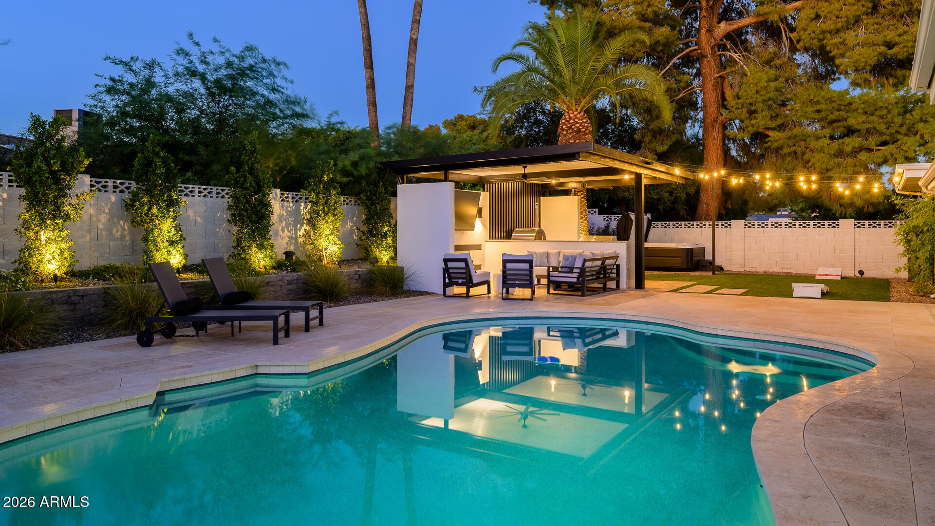 5216 E Everett Drive — photo