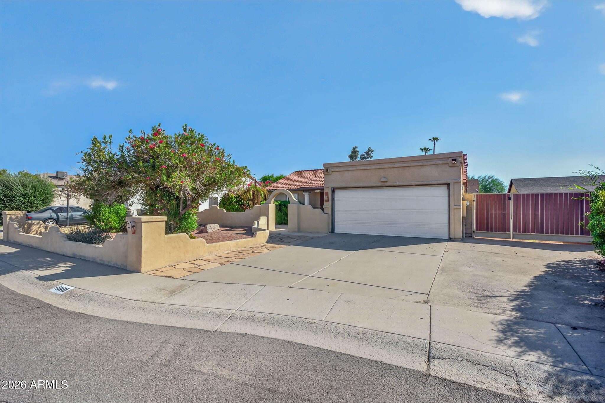 10415 N 63rd Drive — photo