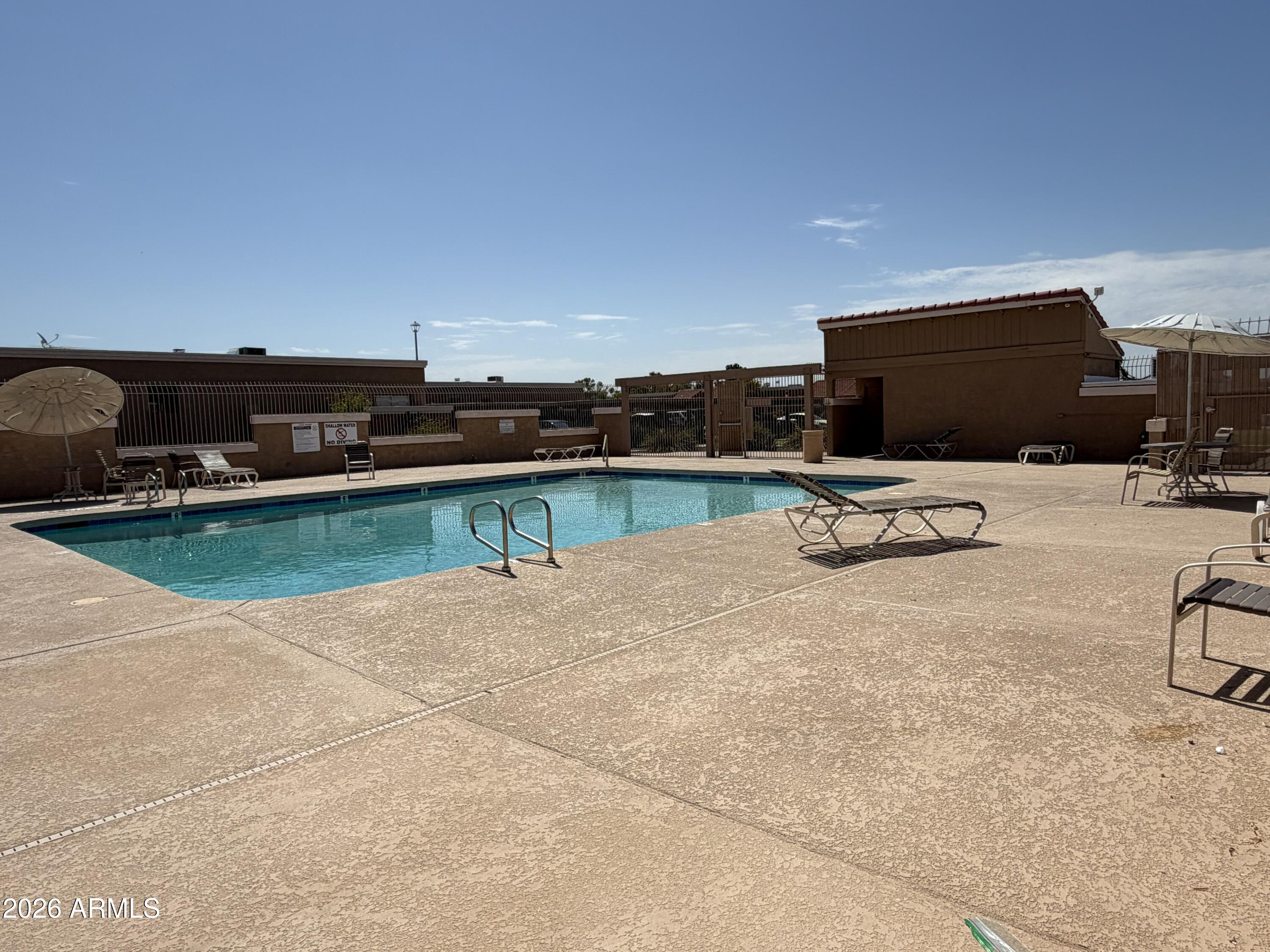501 W Tonopah Drive 7 — photo