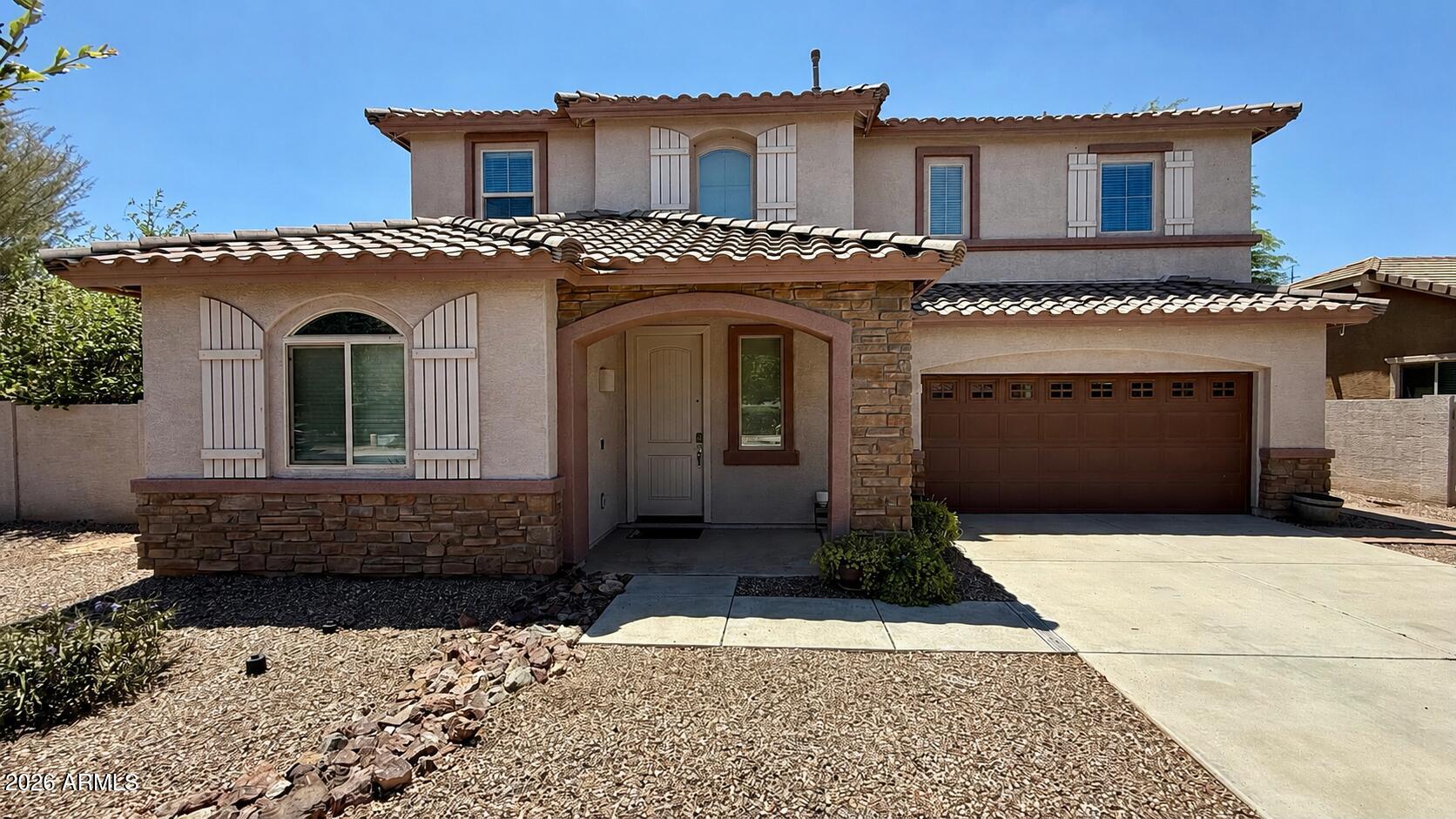 1095 E Rojo Way — photo
