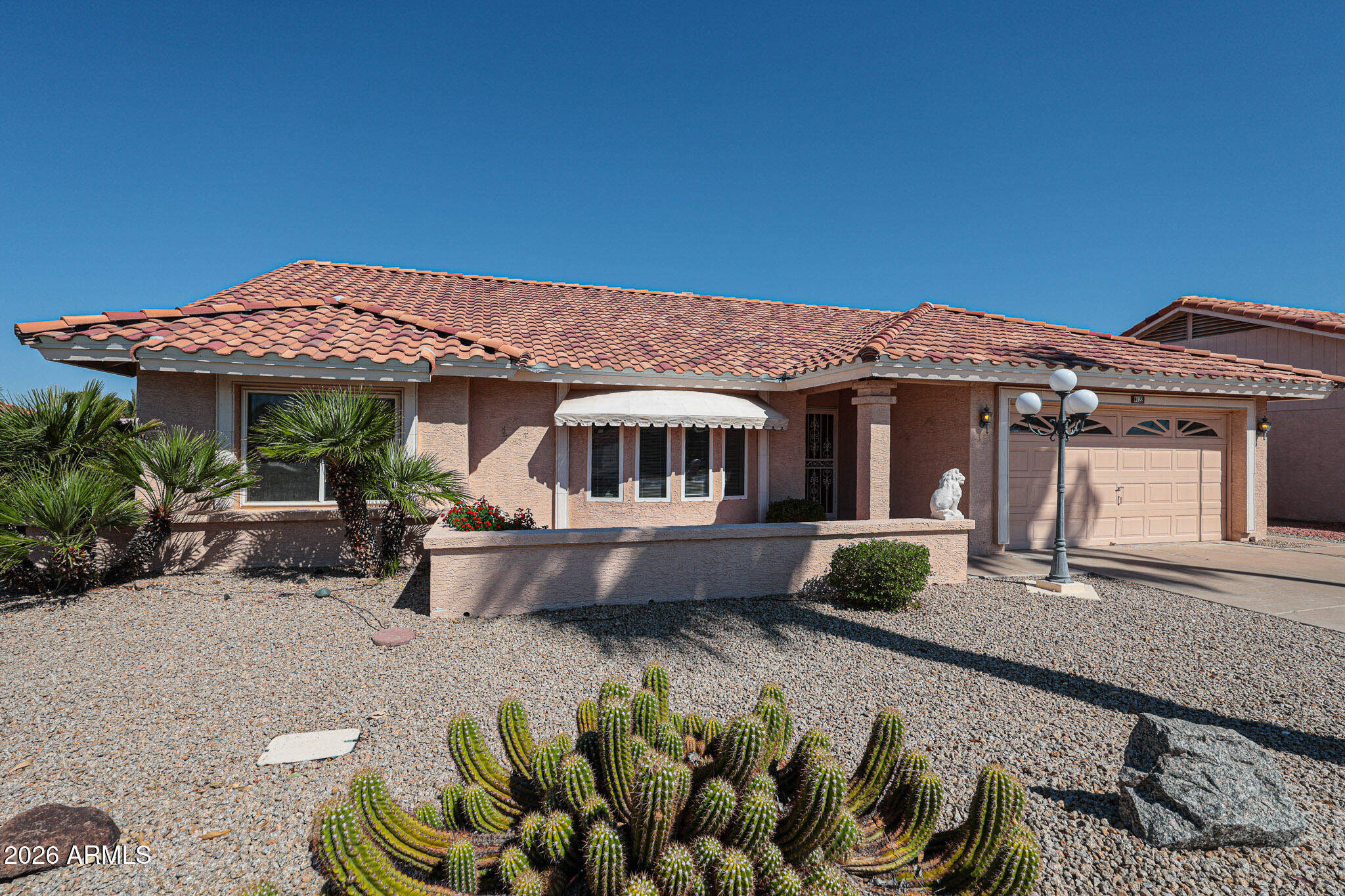 9122 W Hearn Road — photo