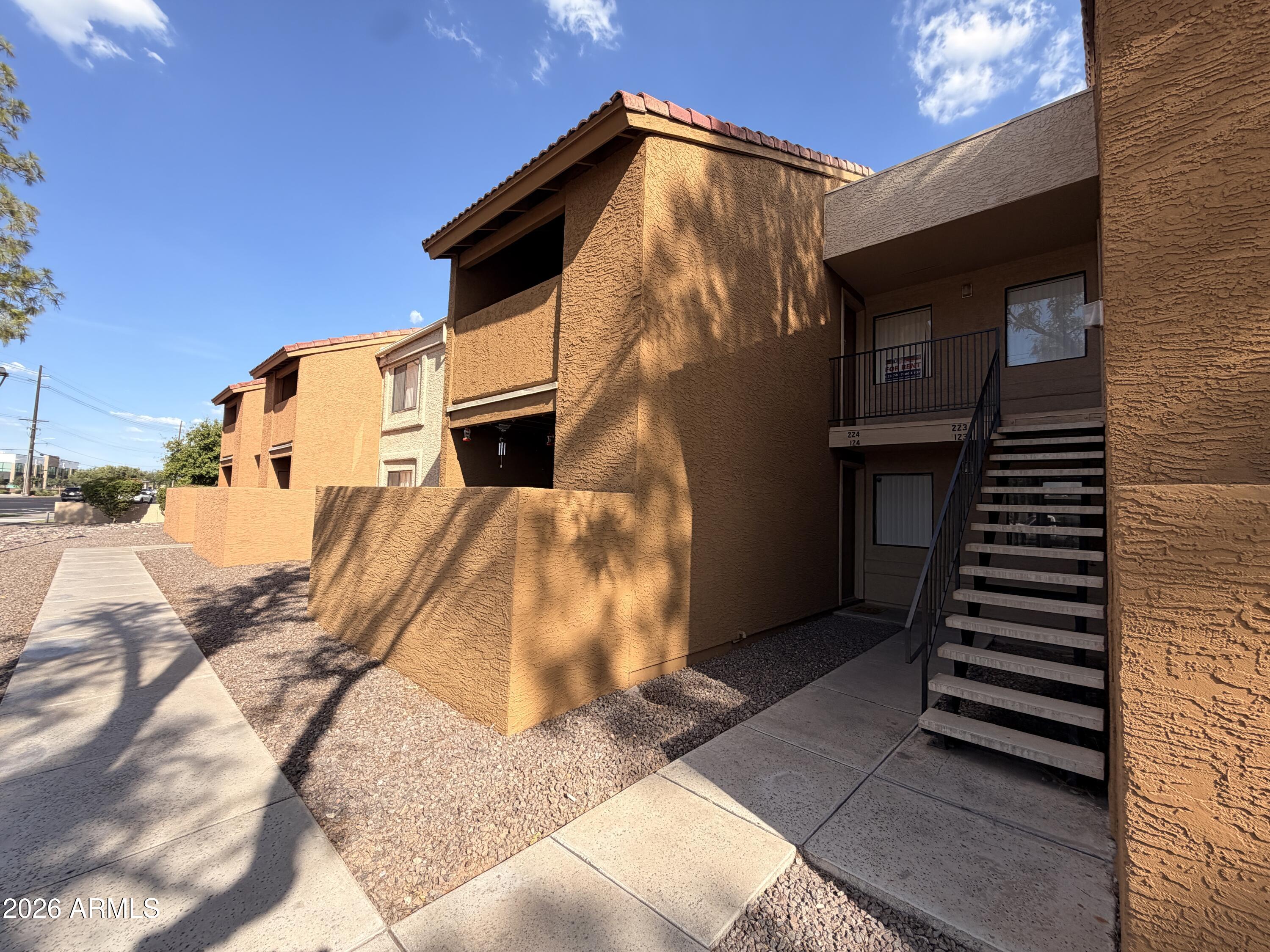 825 S River Drive 123 — photo