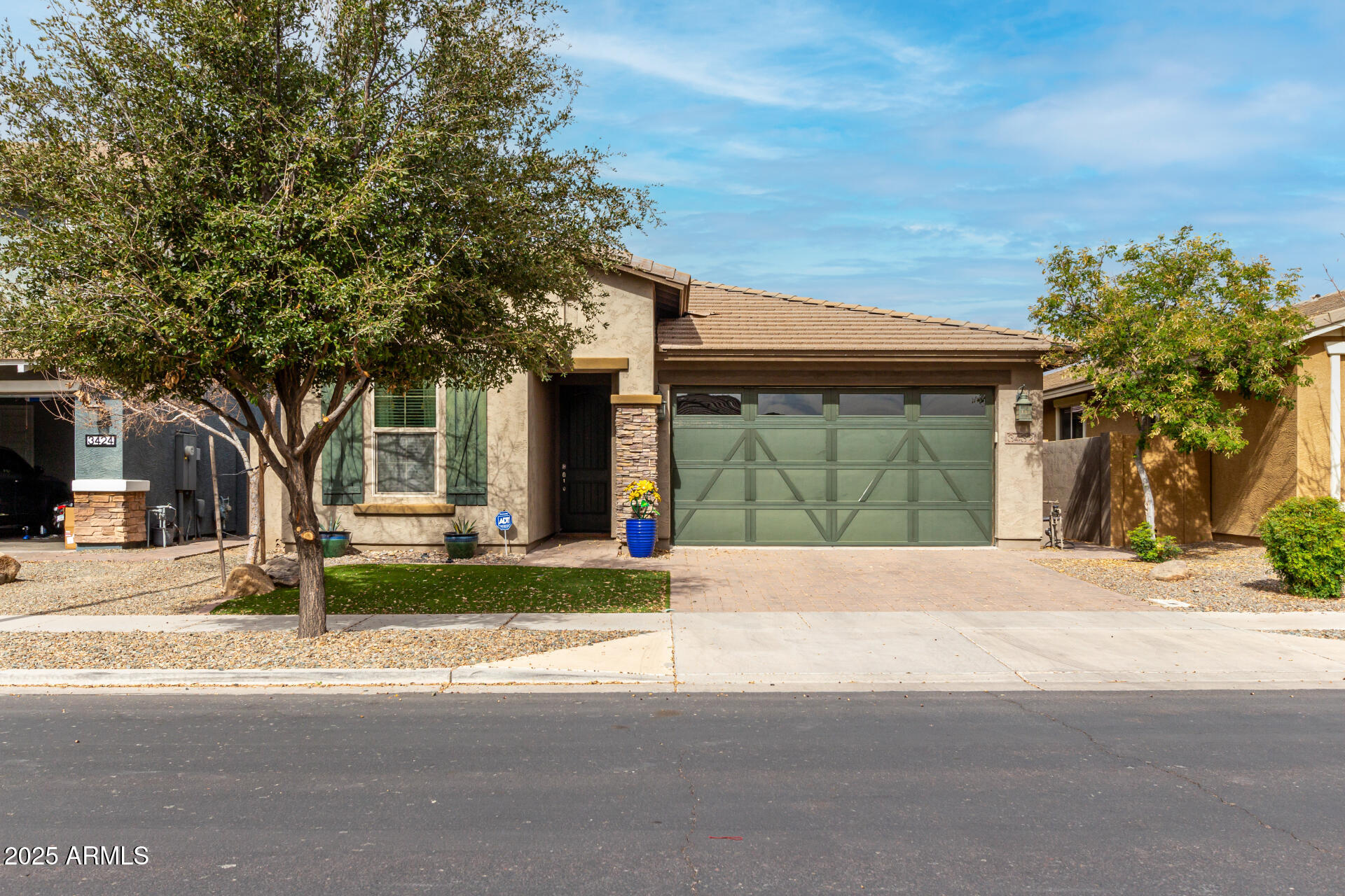 3432 E Alfalfa Drive — photo