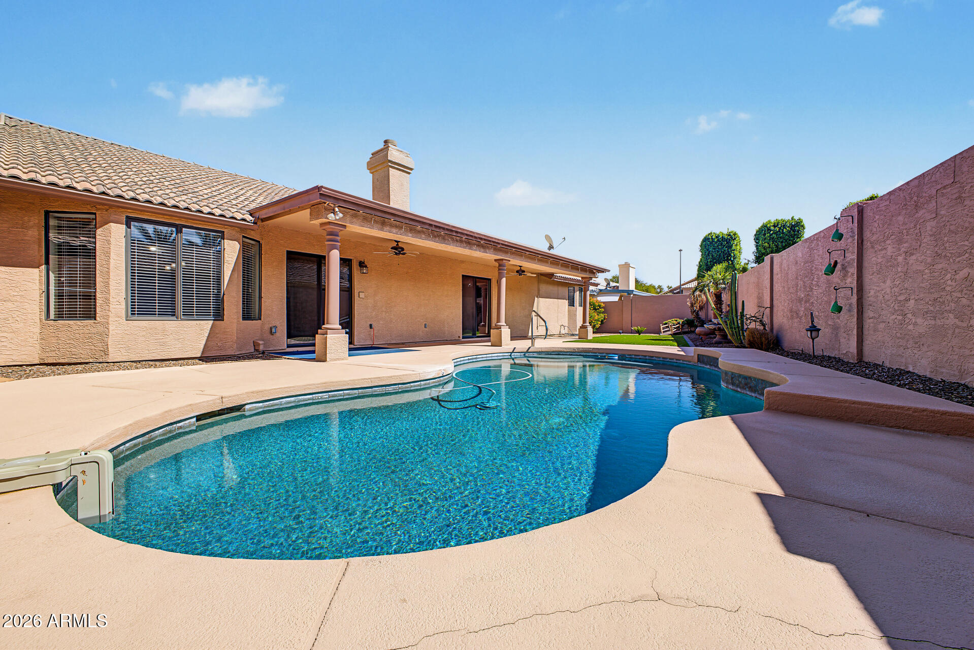 1209 W Royal Palms Court — photo