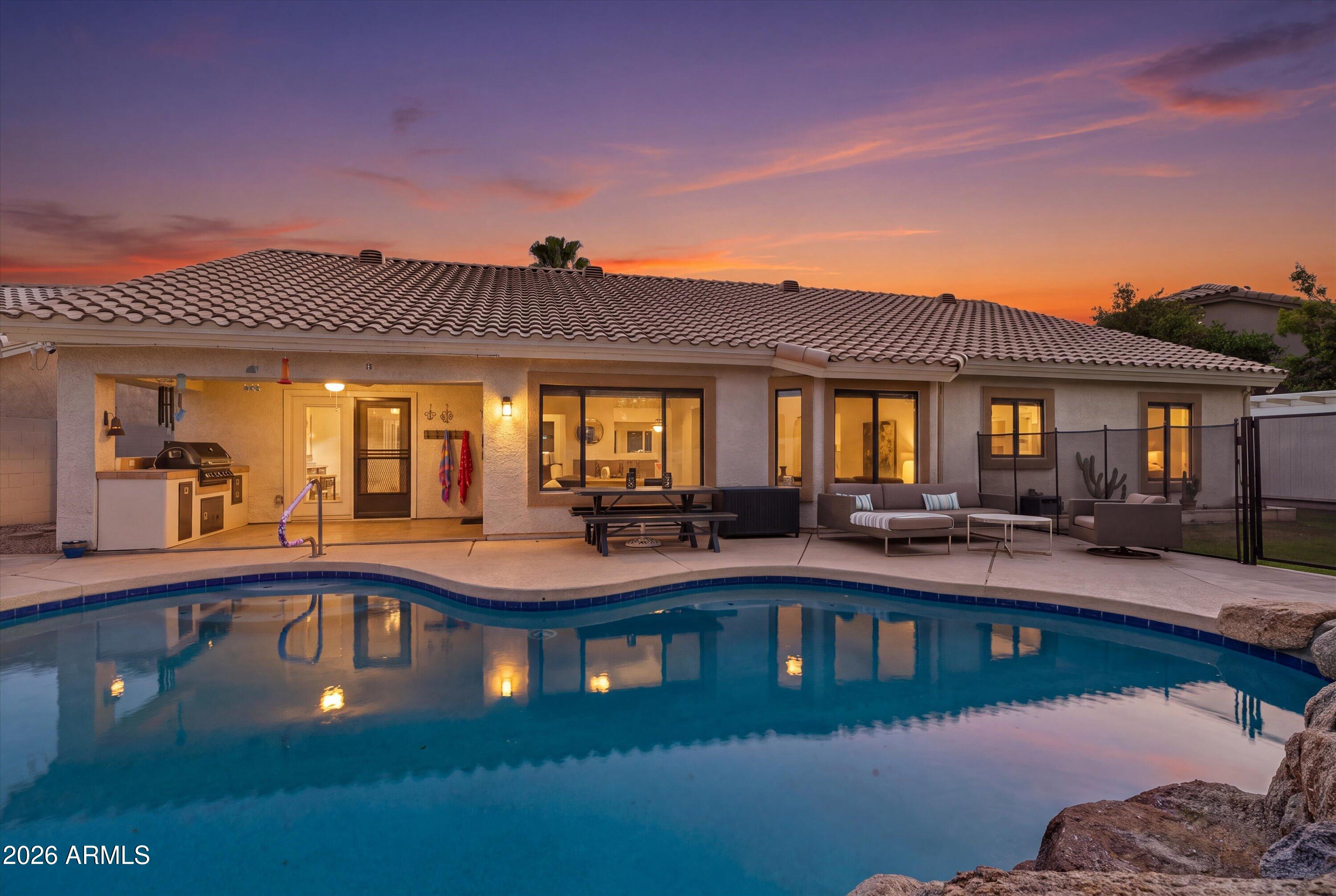 2734 E Vista Drive — photo