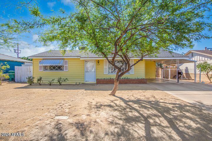 1629 W Bentley Street — photo