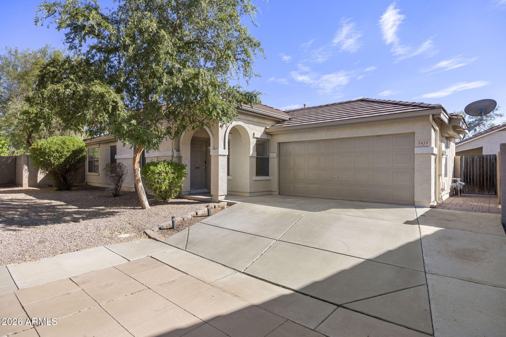 1419 N Thunderbird Avenue — photo