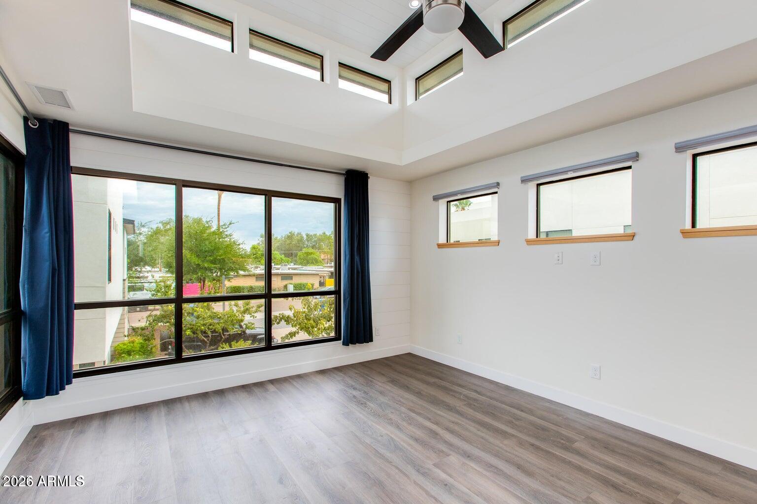 1301 W 4th Street 1013 — photo