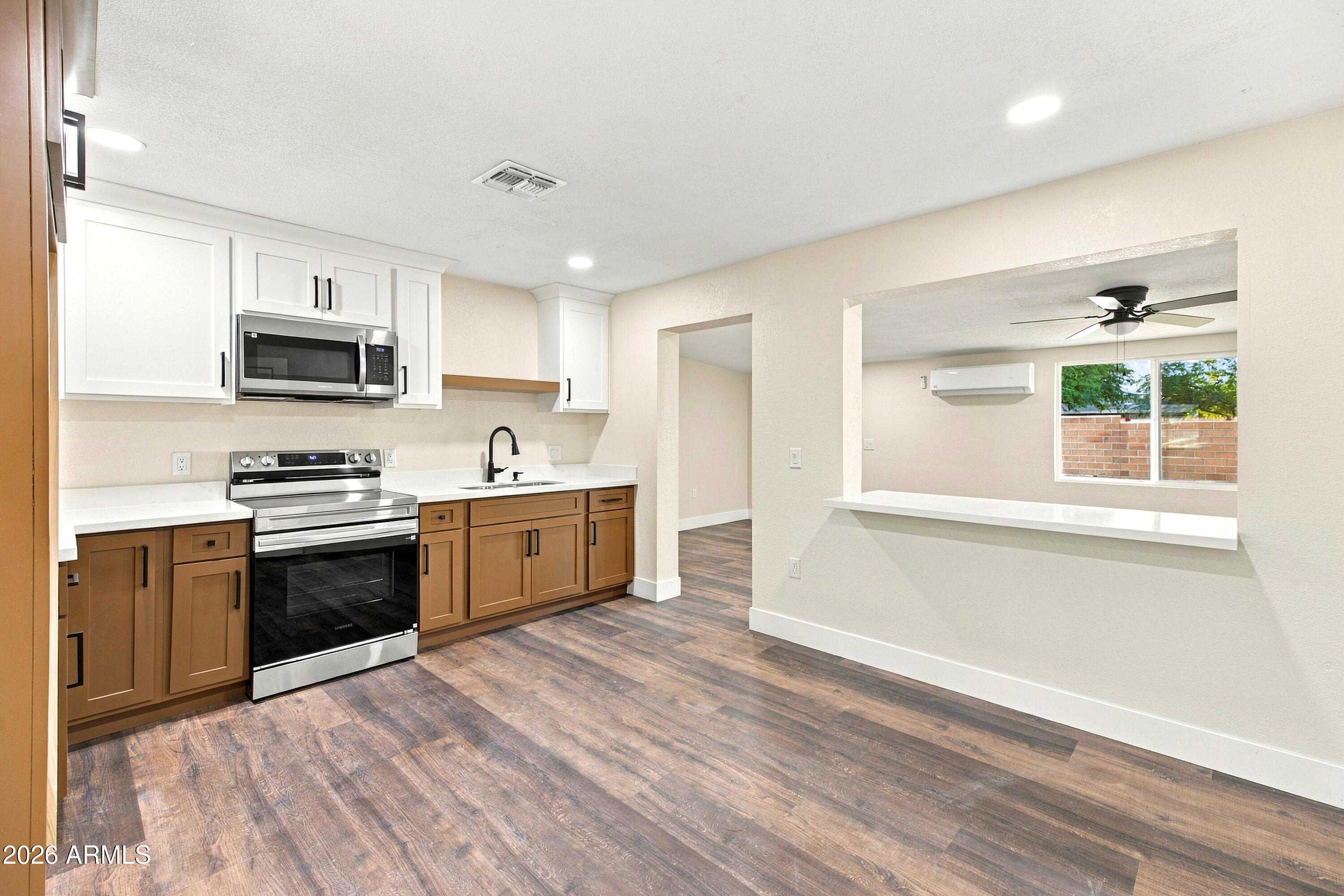 12613 W Rio Vista Lane — photo