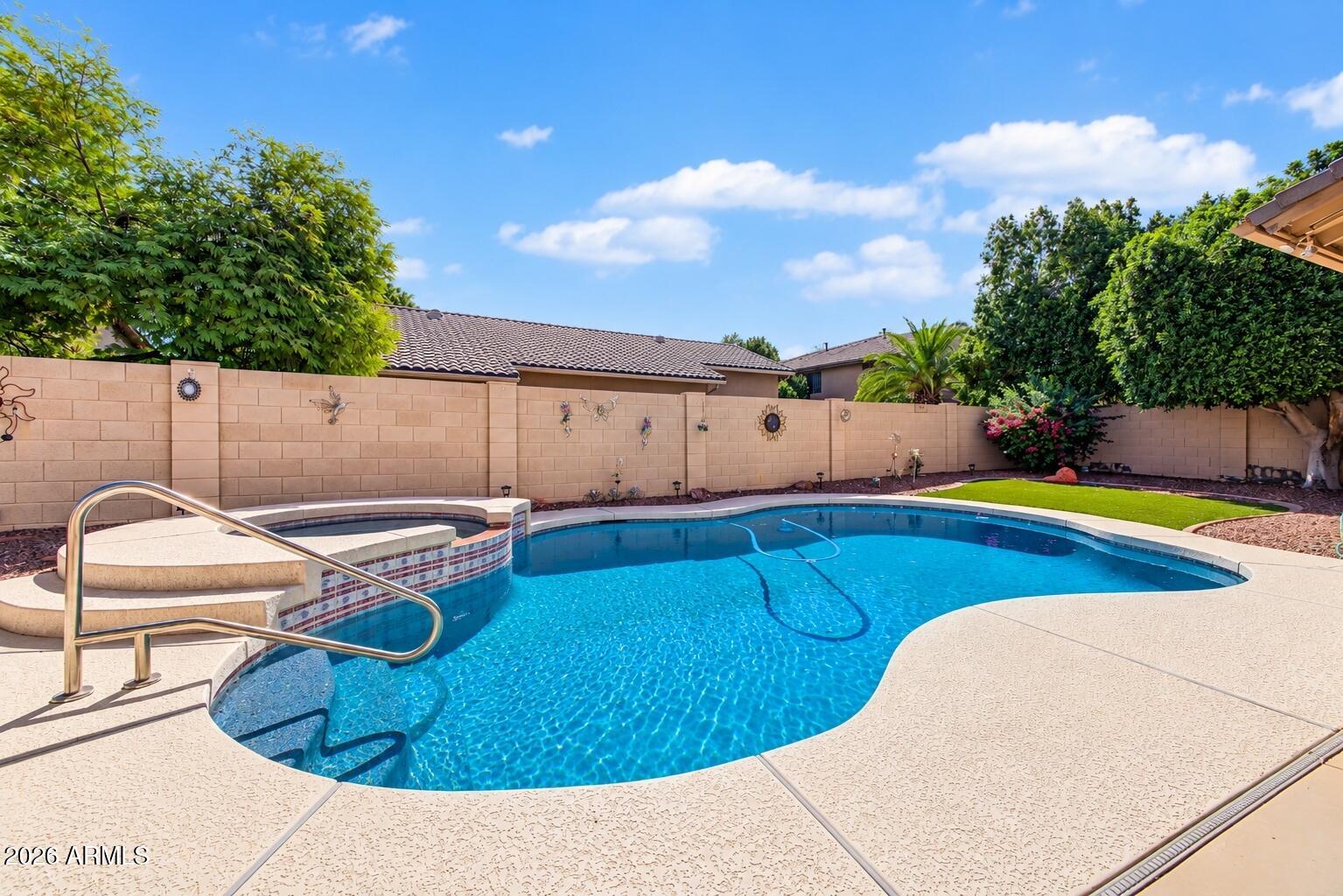 6125 W Kimberly Way — photo