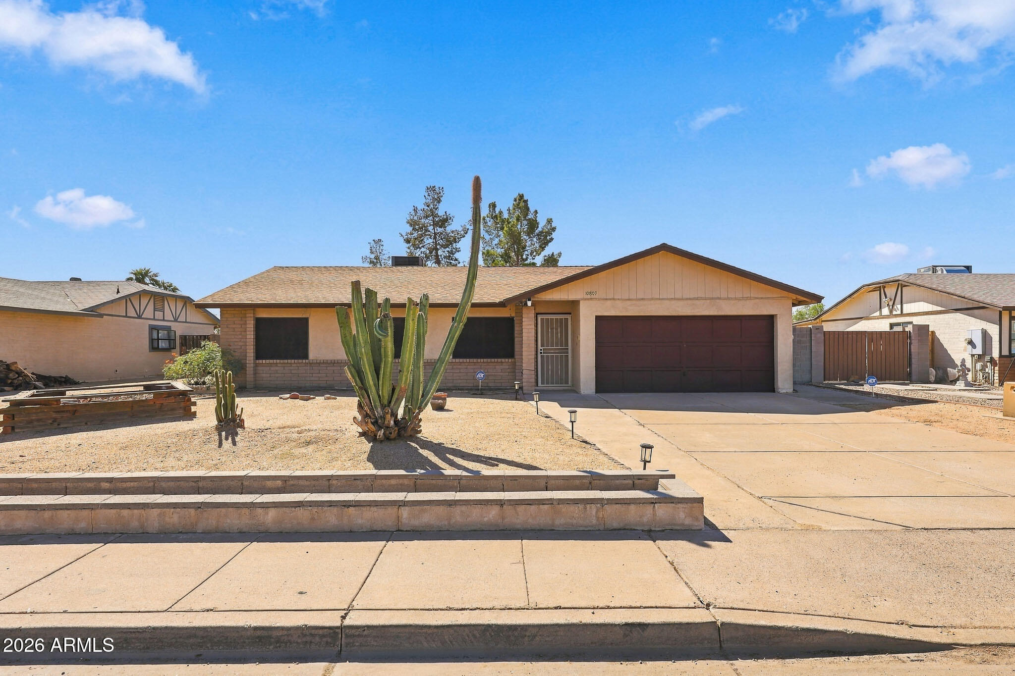 10809 W Campbell Avenue — photo