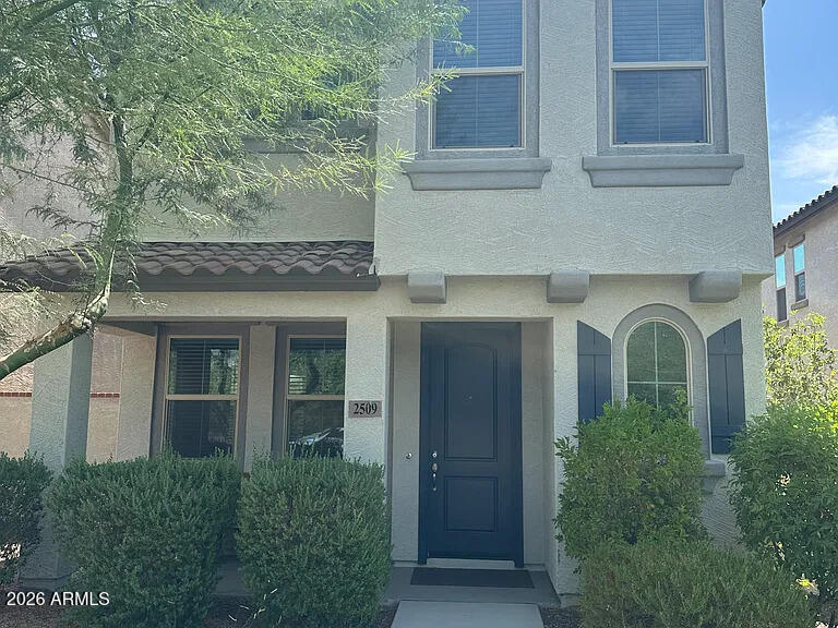 2509 N Heritage Street — photo