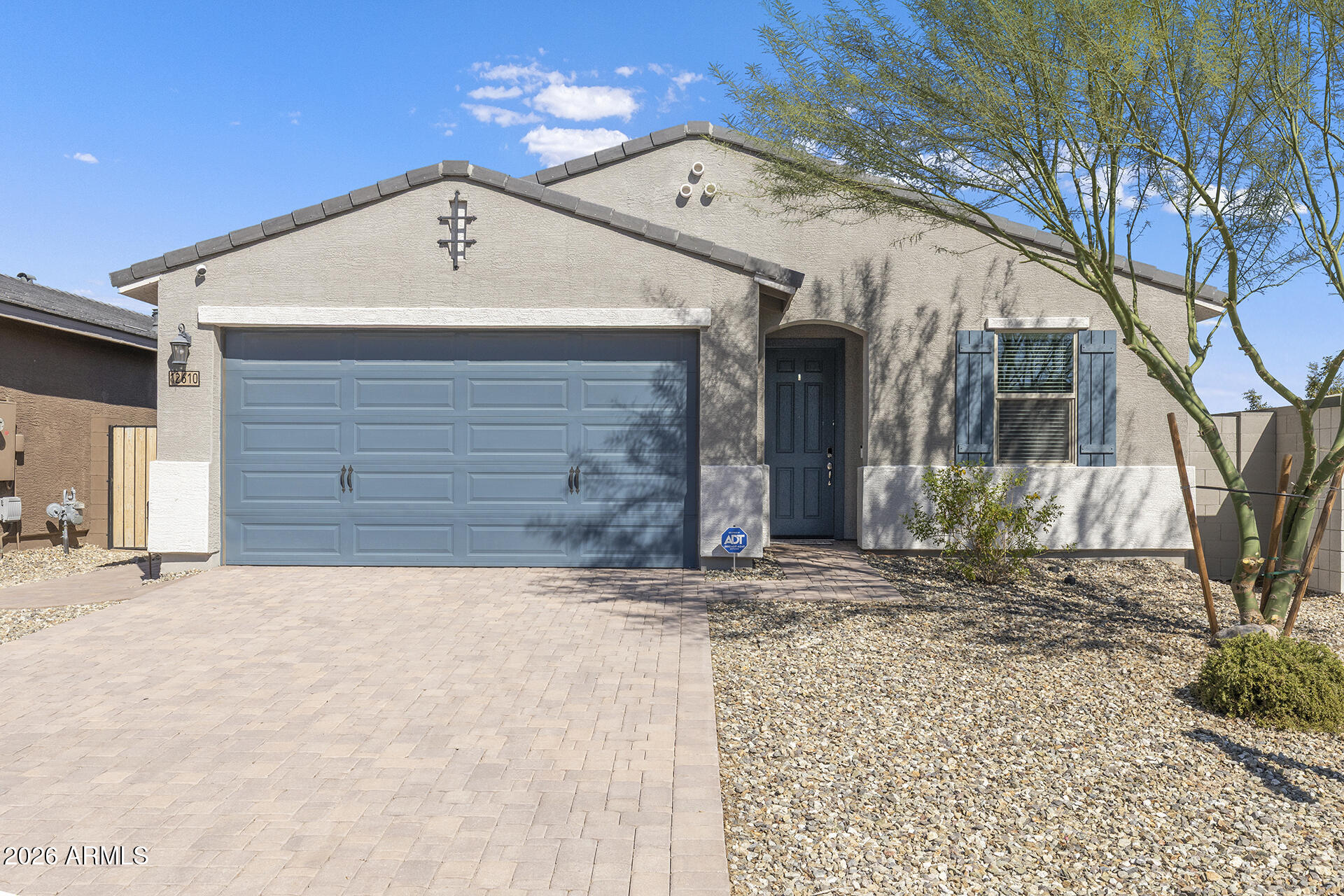 12610 W Daley Lane — photo