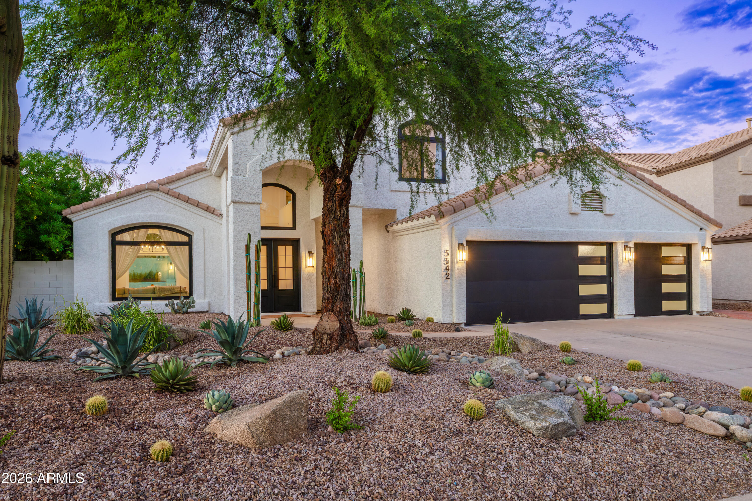 5542 E Anderson Drive — photo