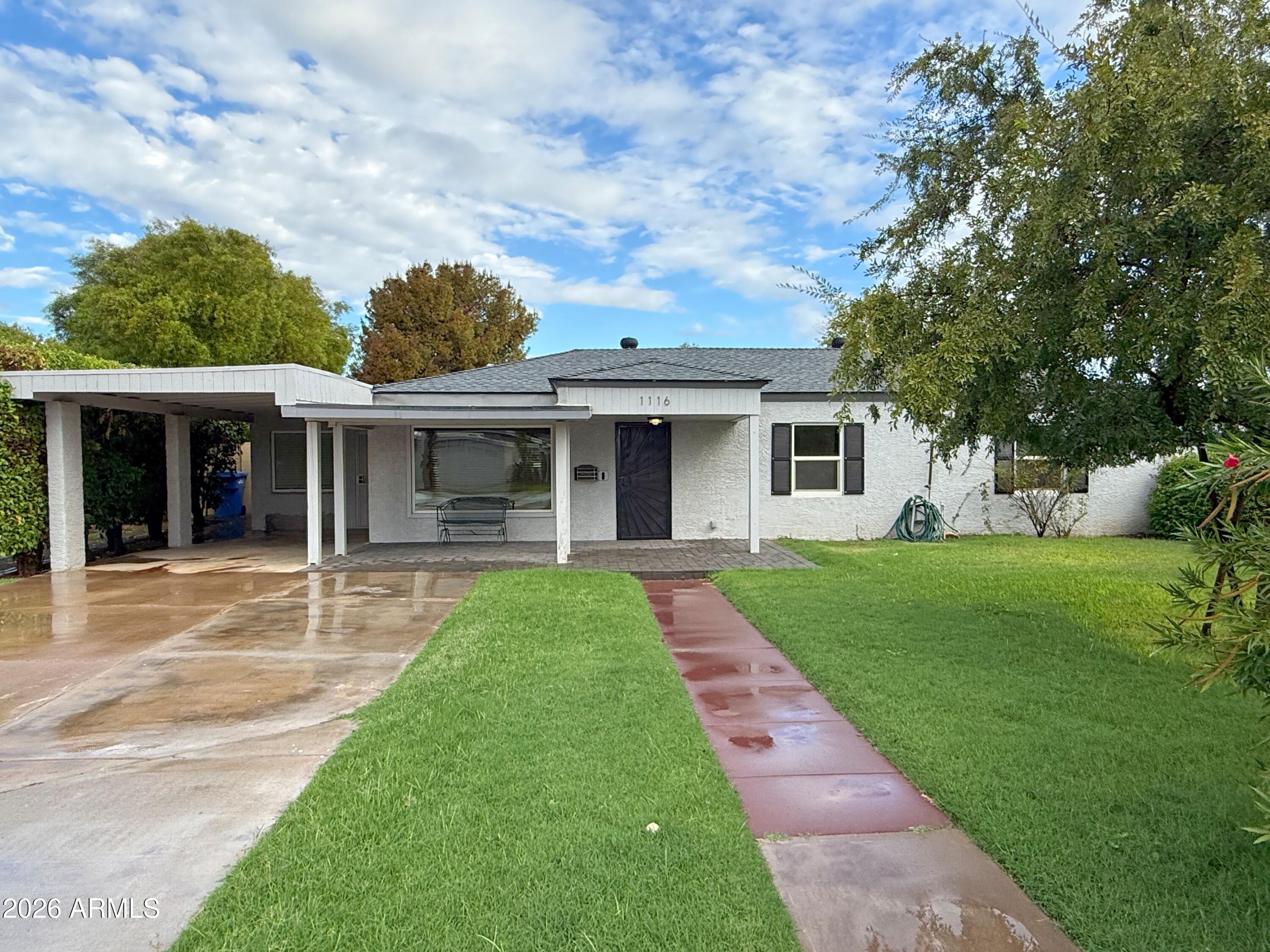 1116 E Fern Drive N — photo
